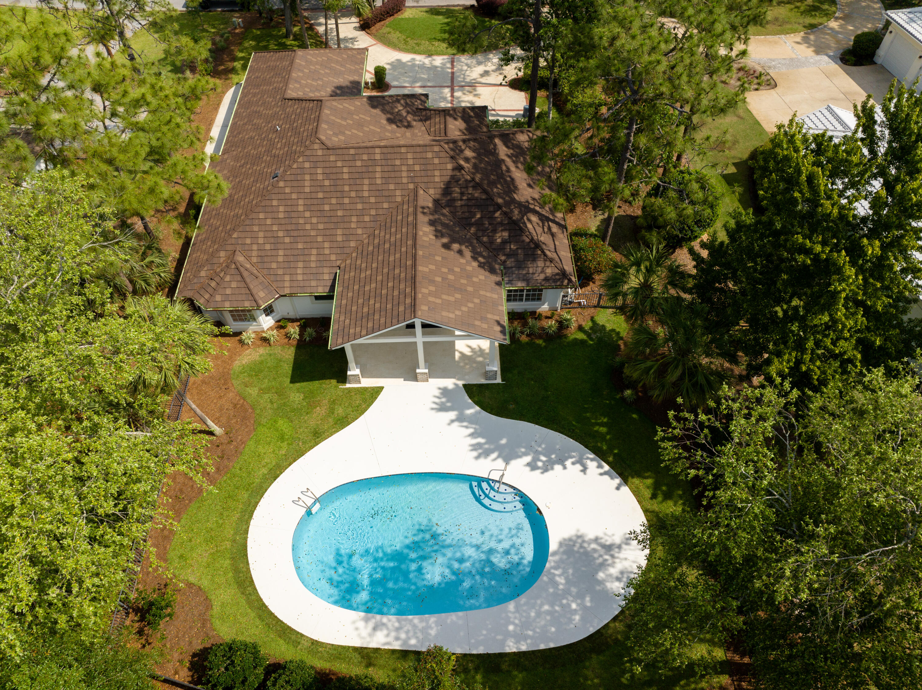 TROON DRIVE - Residential