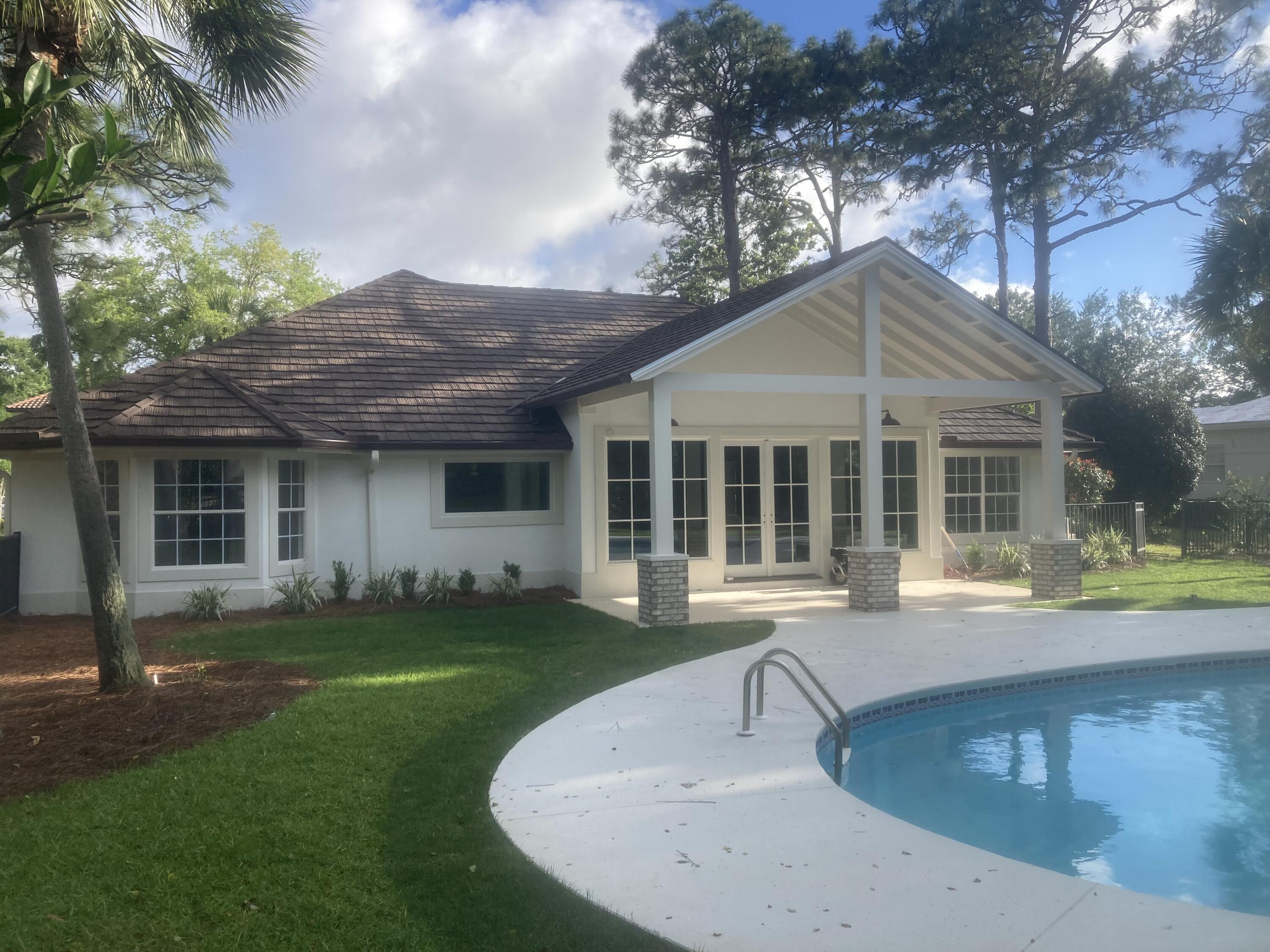 TROON DRIVE - Residential