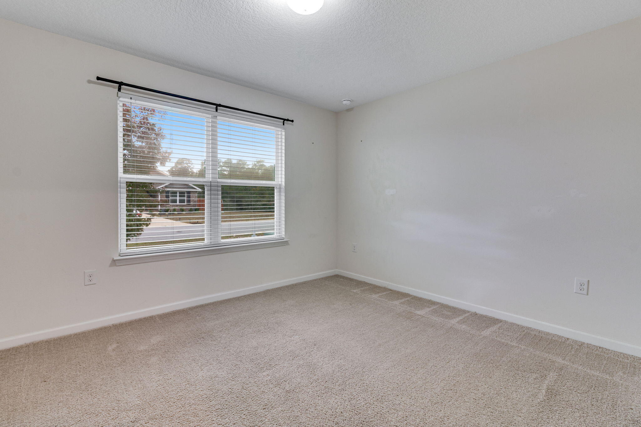 Redstone Commons - Residential