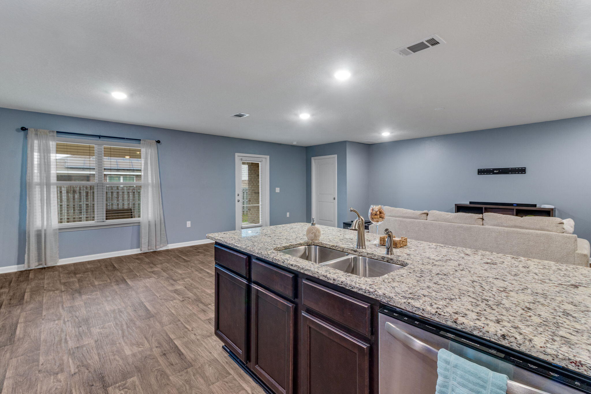 Redstone Commons - Residential