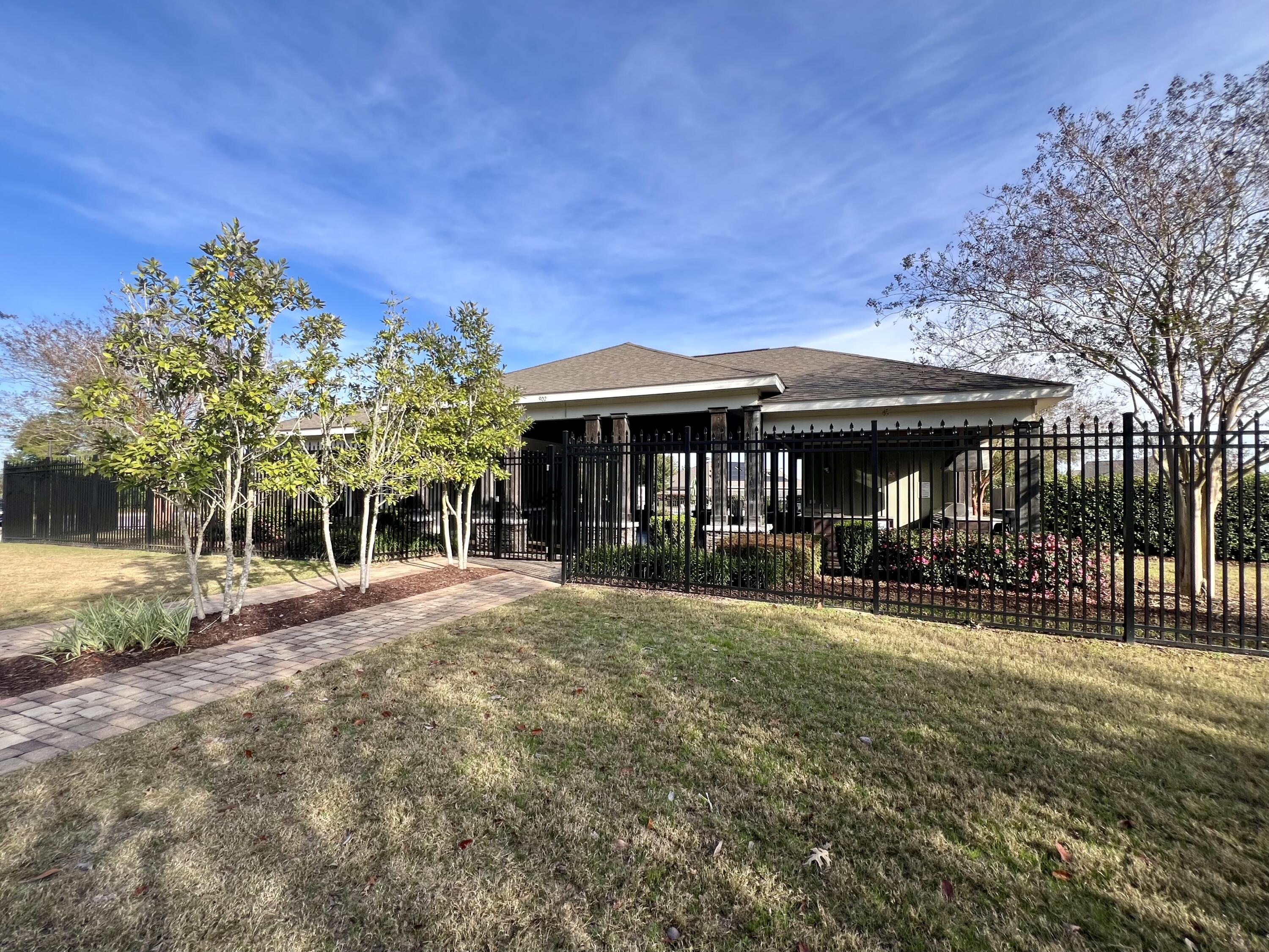 Redstone Commons - Residential