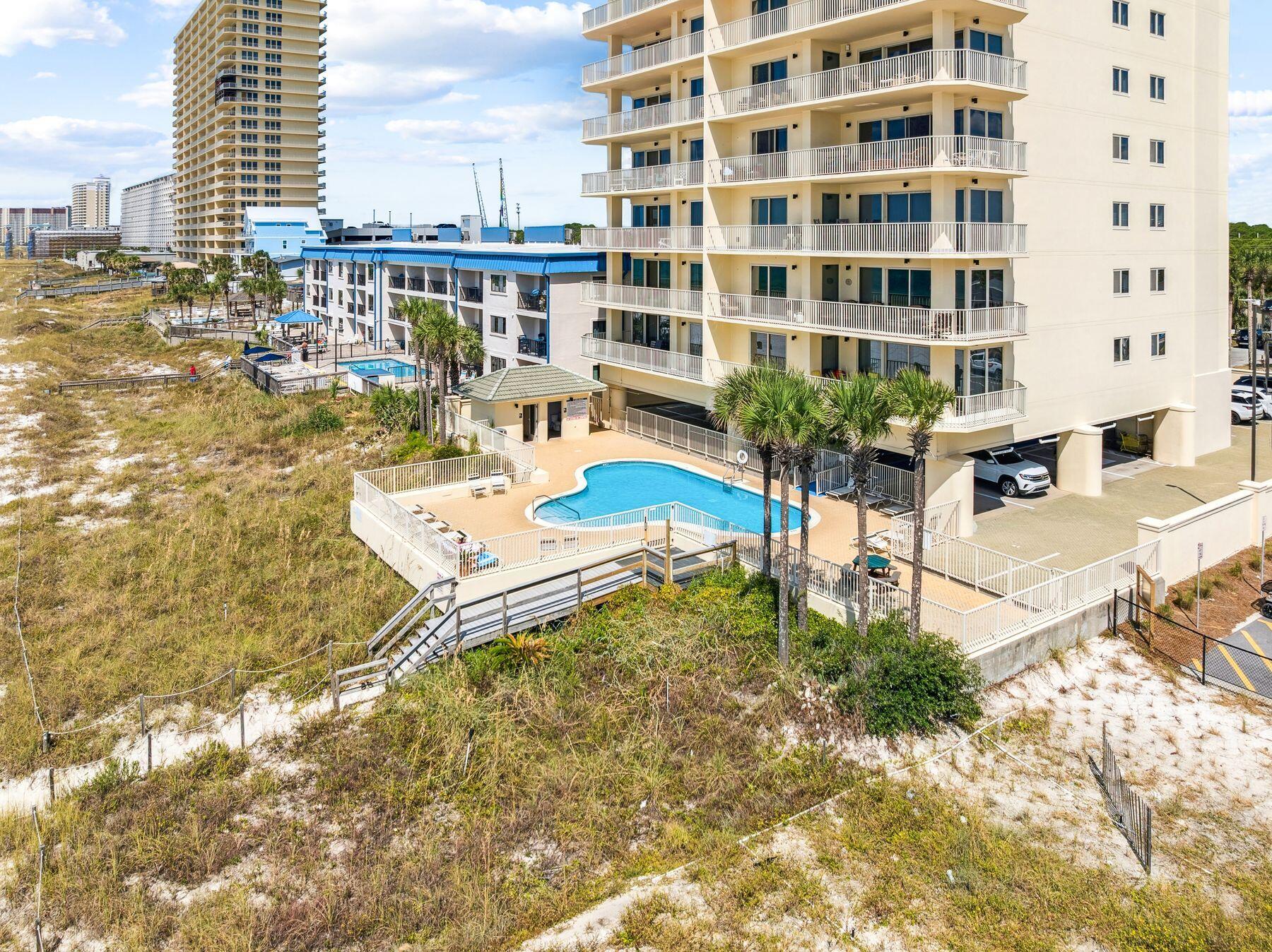 Grande Surf Club Condo - Residential