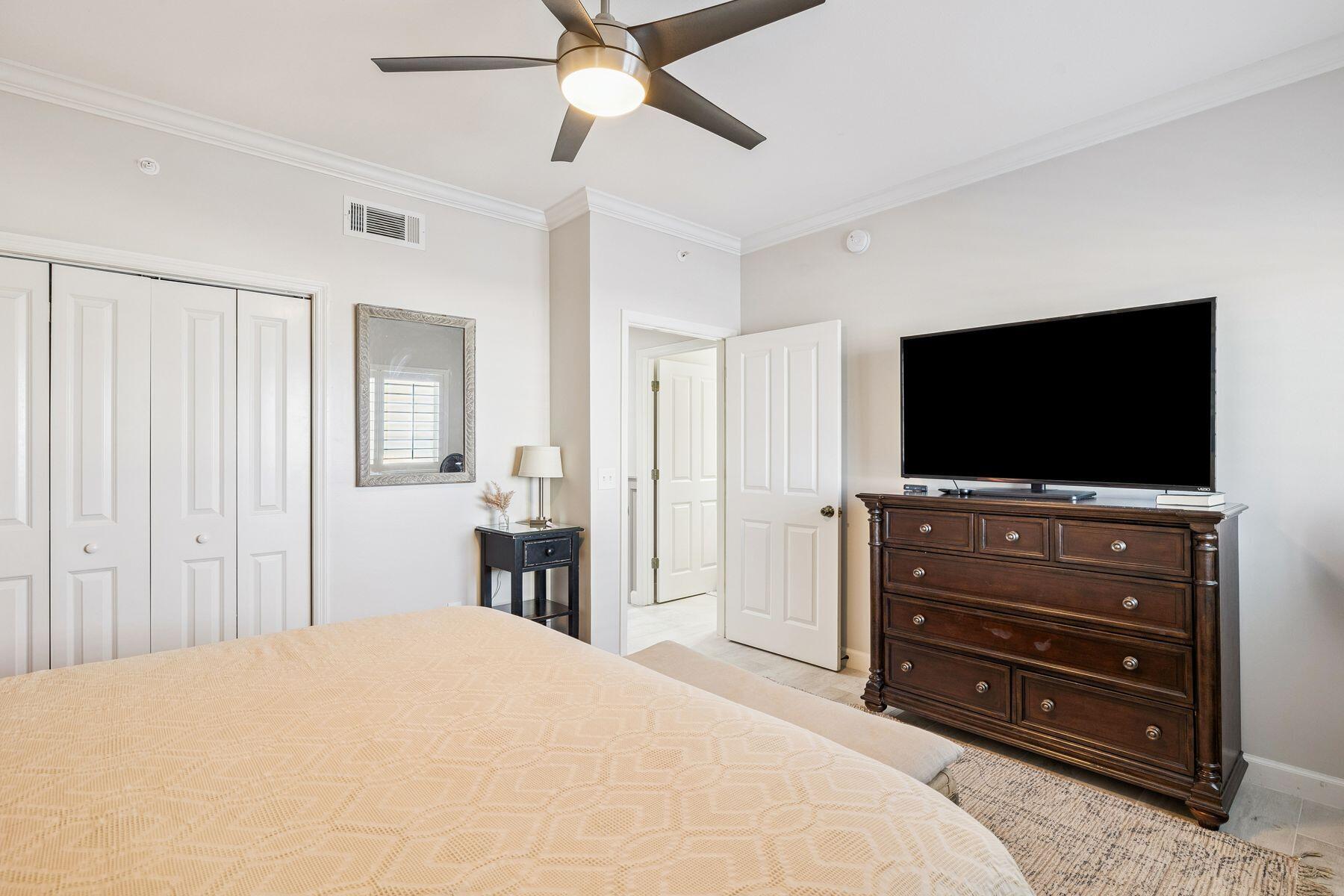 Grande Surf Club Condo - Residential