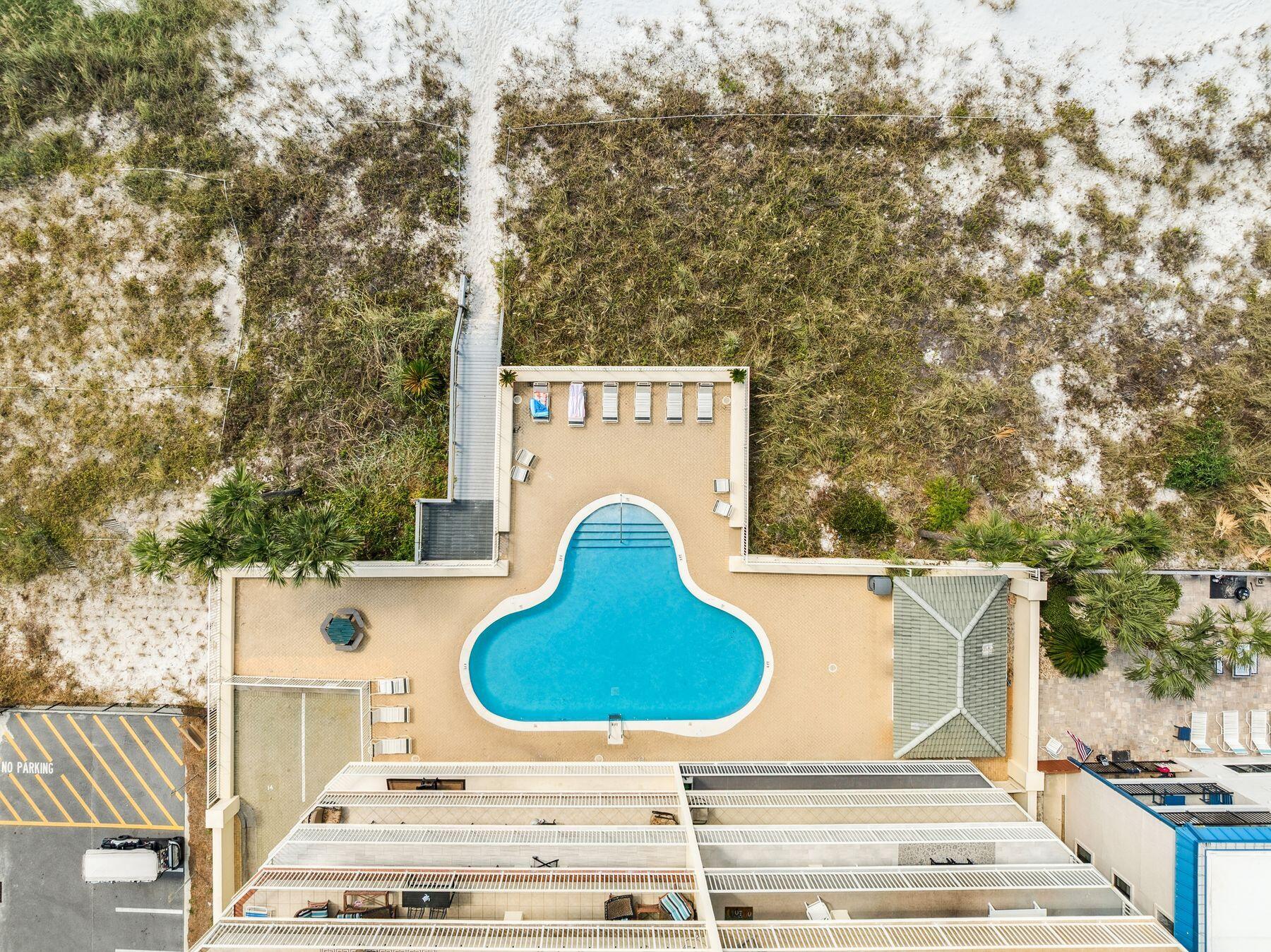 Grande Surf Club Condo - Residential