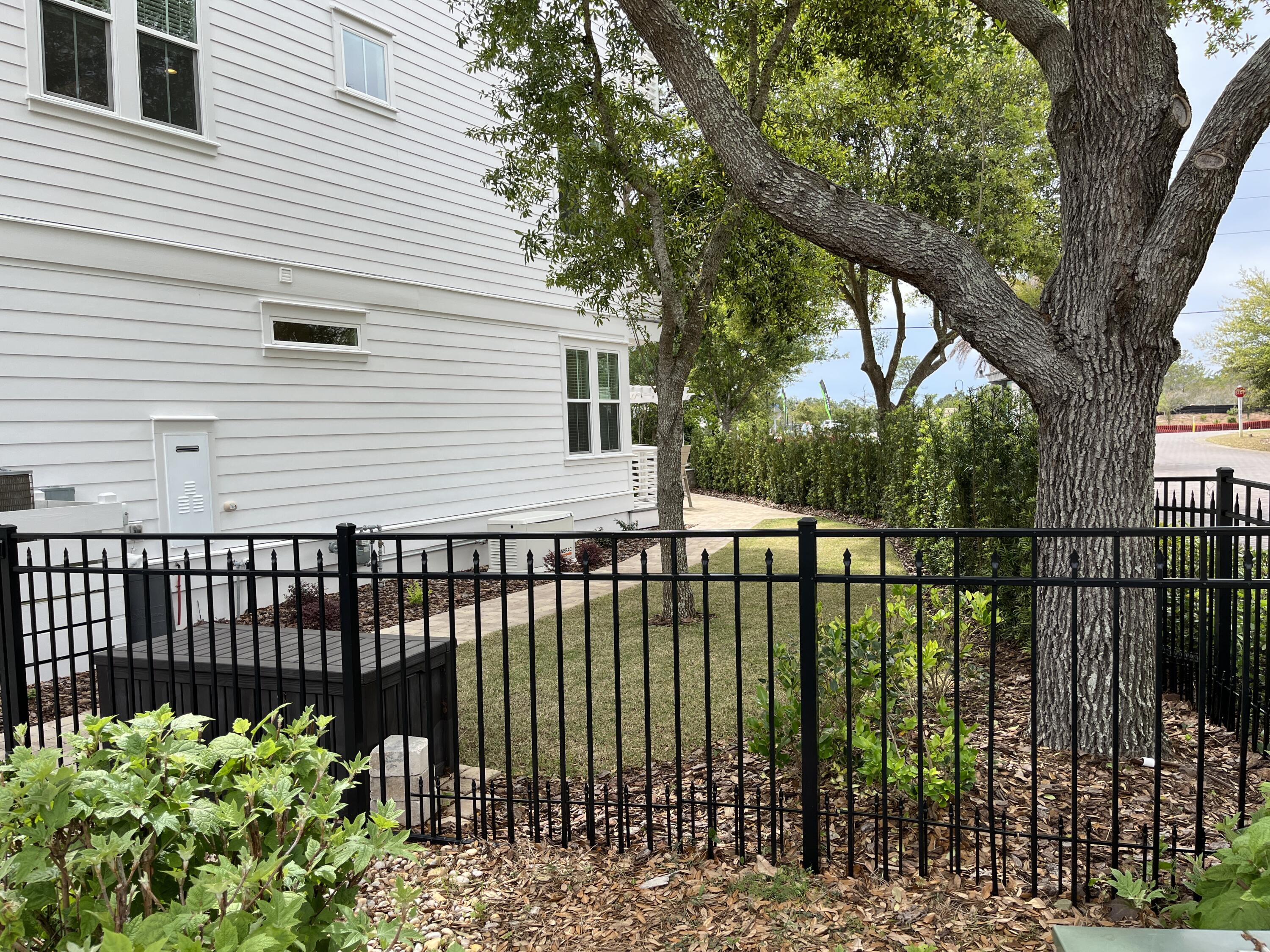 HIGHLAND PARKS - Residential