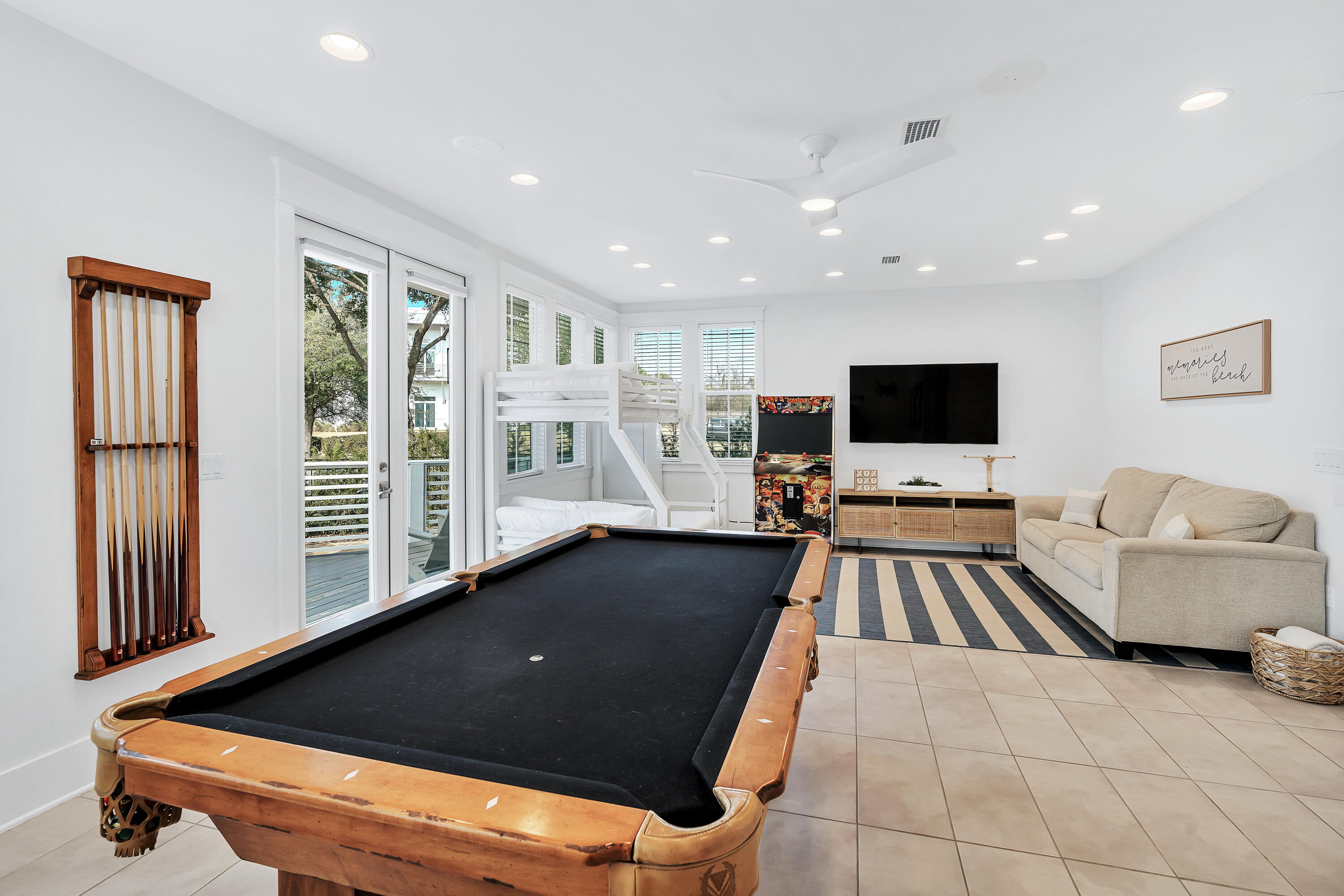 HIGHLAND PARKS - Residential