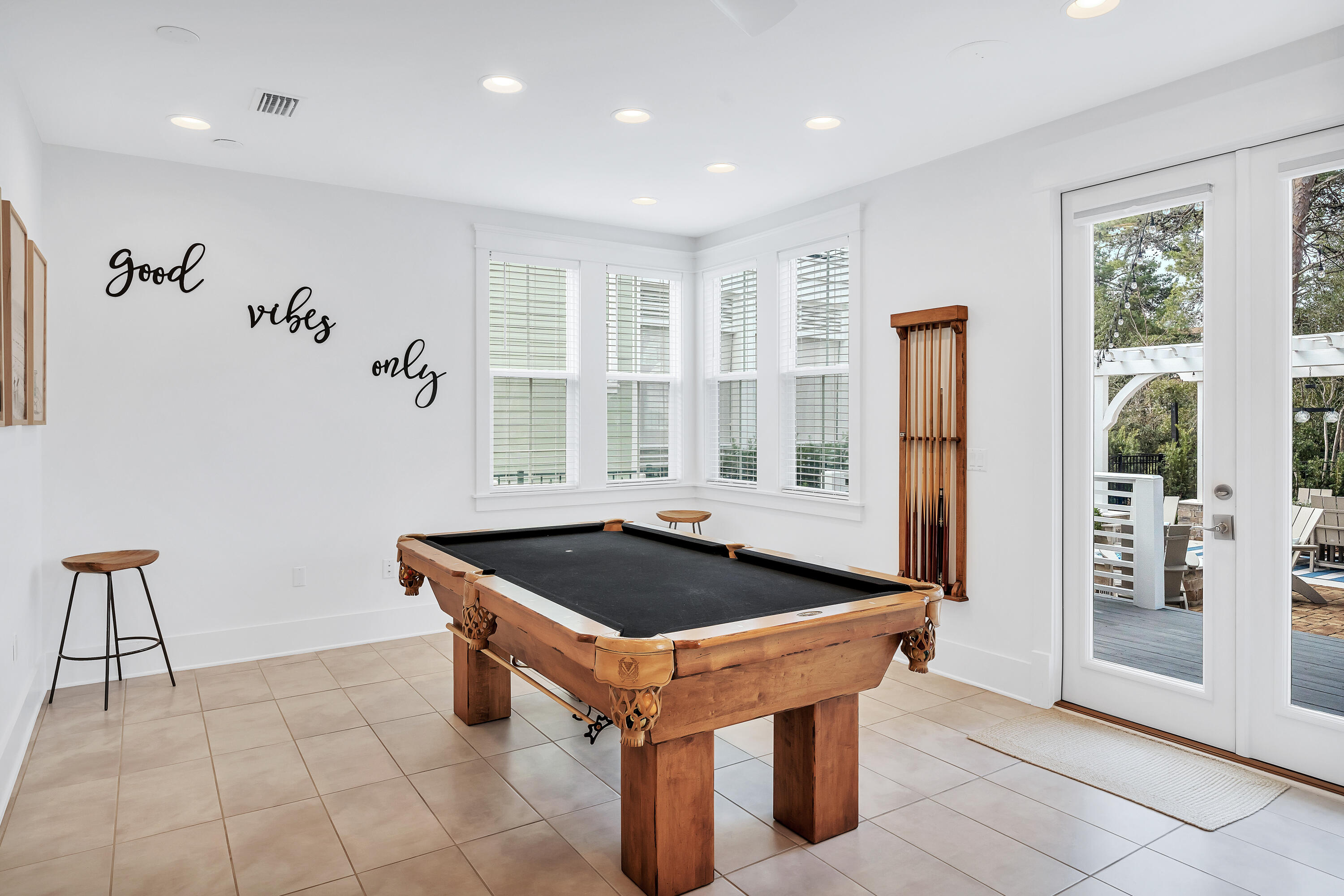 HIGHLAND PARKS - Residential