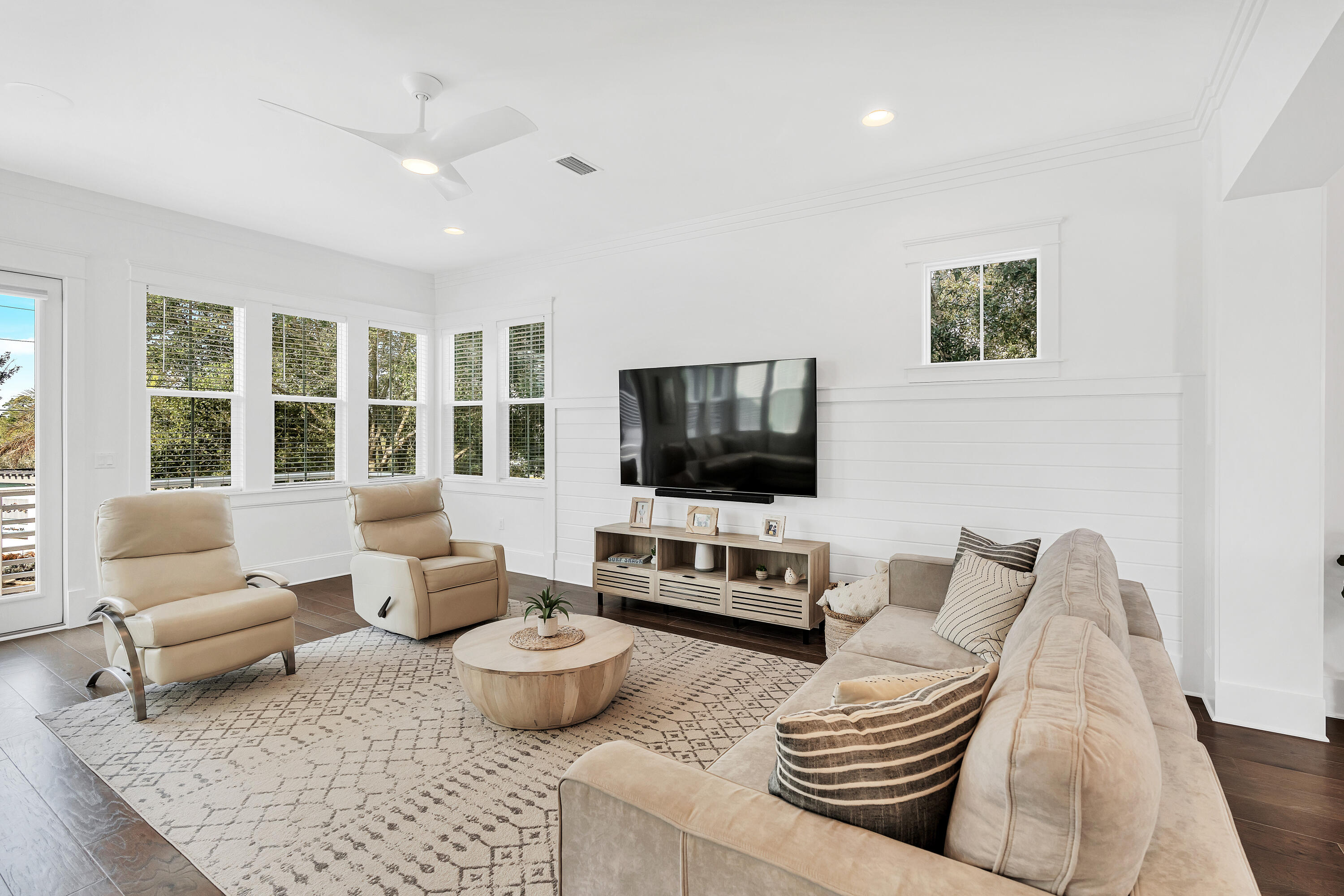 HIGHLAND PARKS - Residential