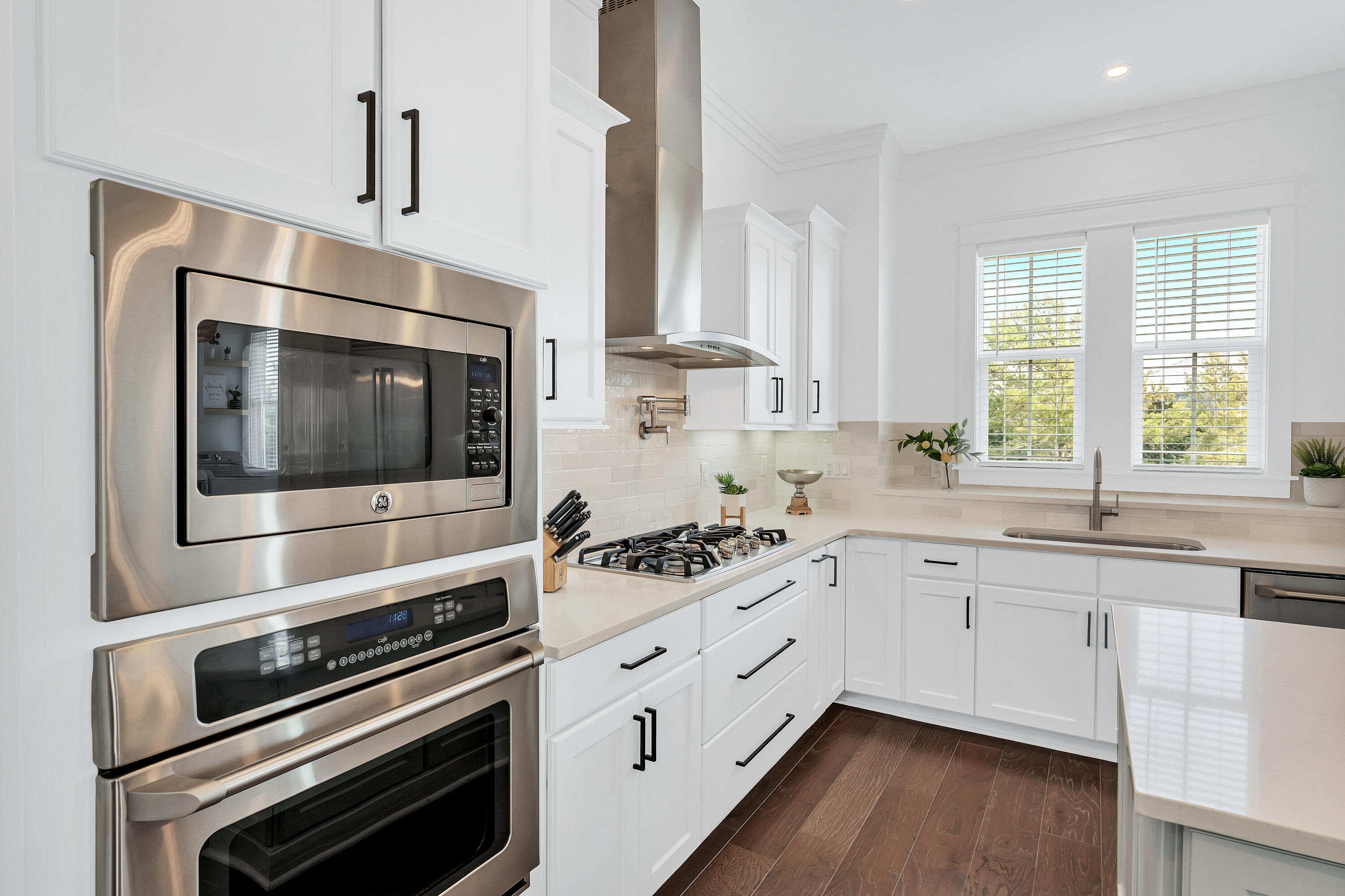 HIGHLAND PARKS - Residential