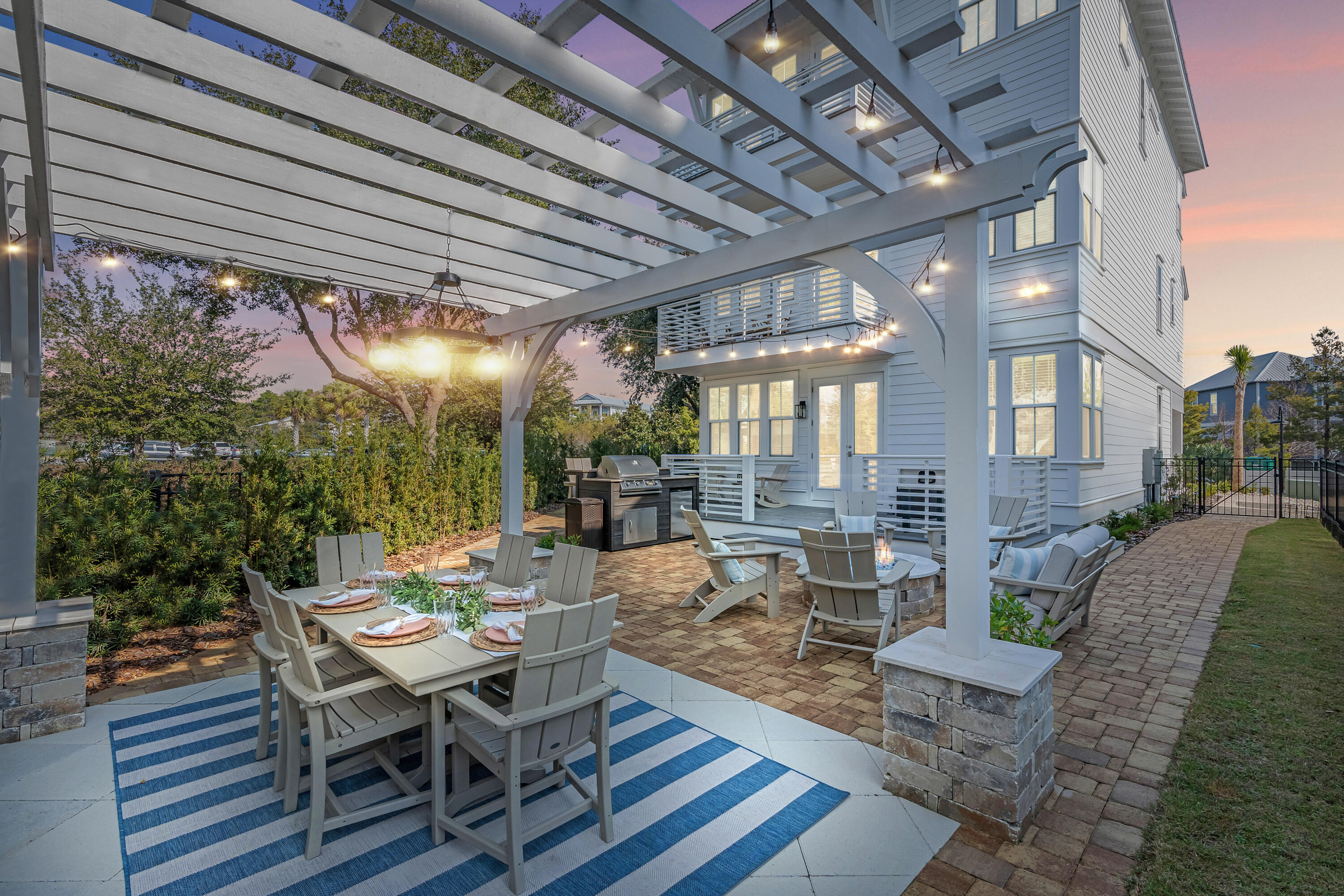HIGHLAND PARKS - Residential