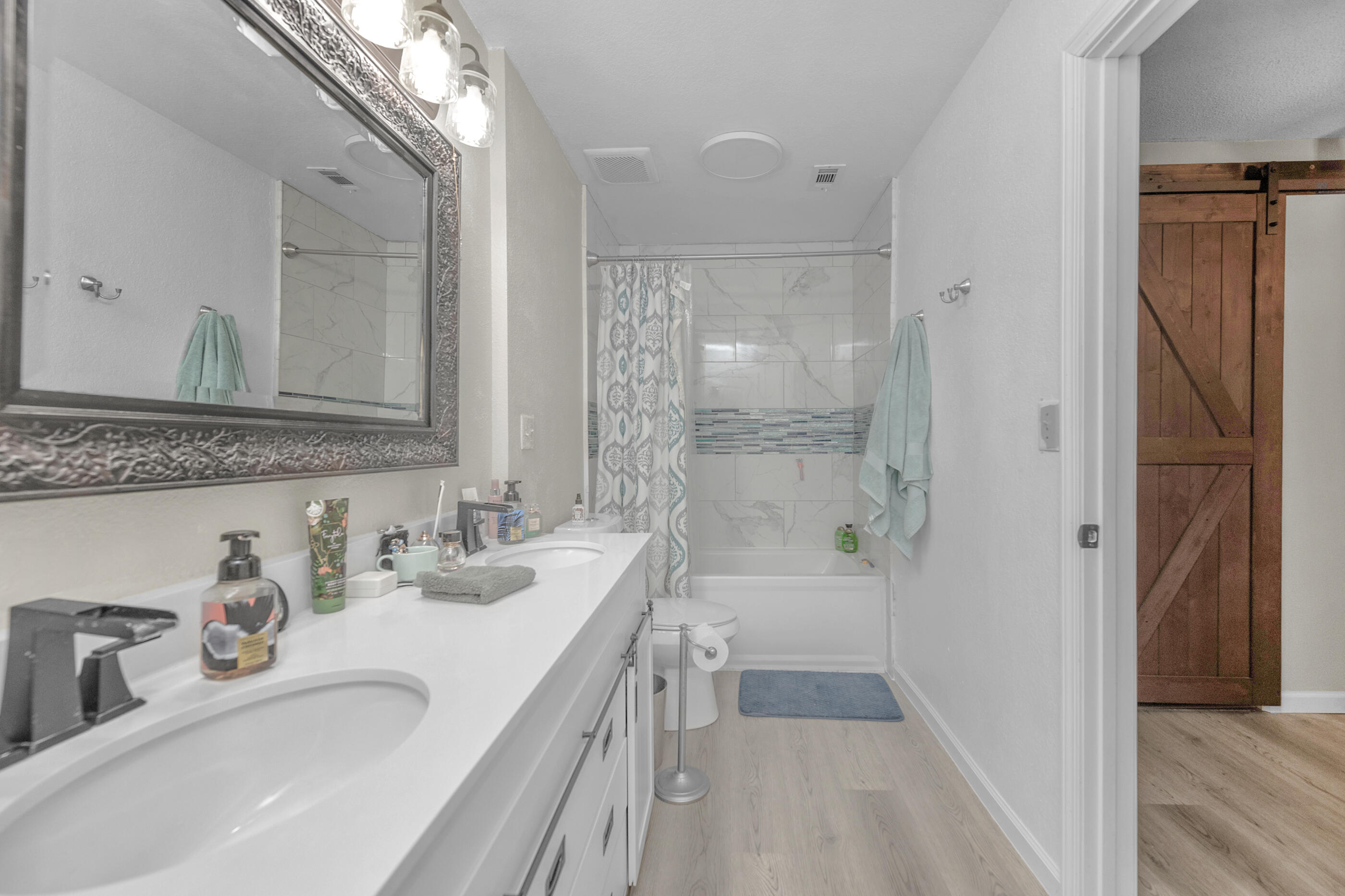 COUNTRYVIEW ESTATES 1ST ADDN - Residential