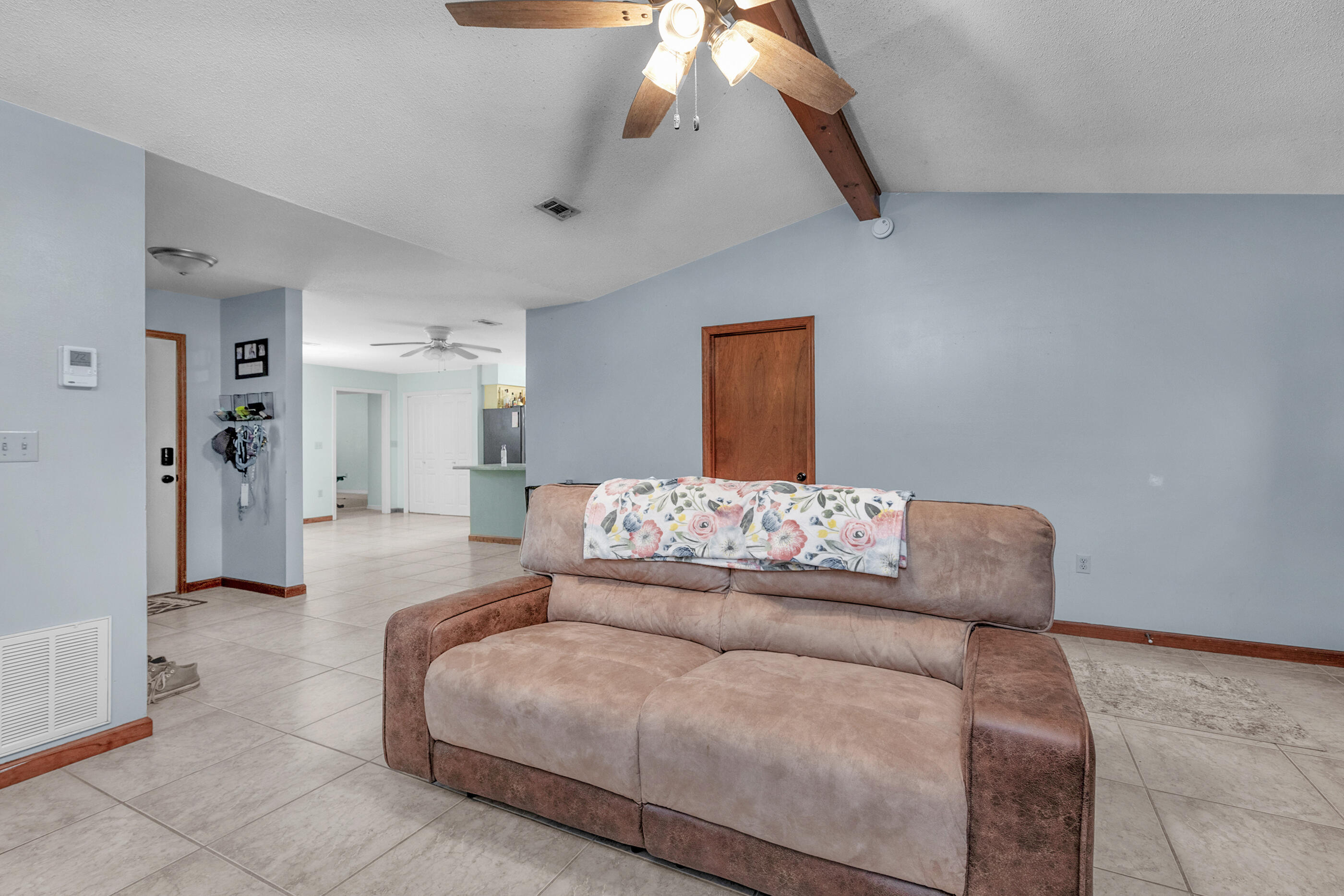 COUNTRYVIEW ESTATES 1ST ADDN - Residential