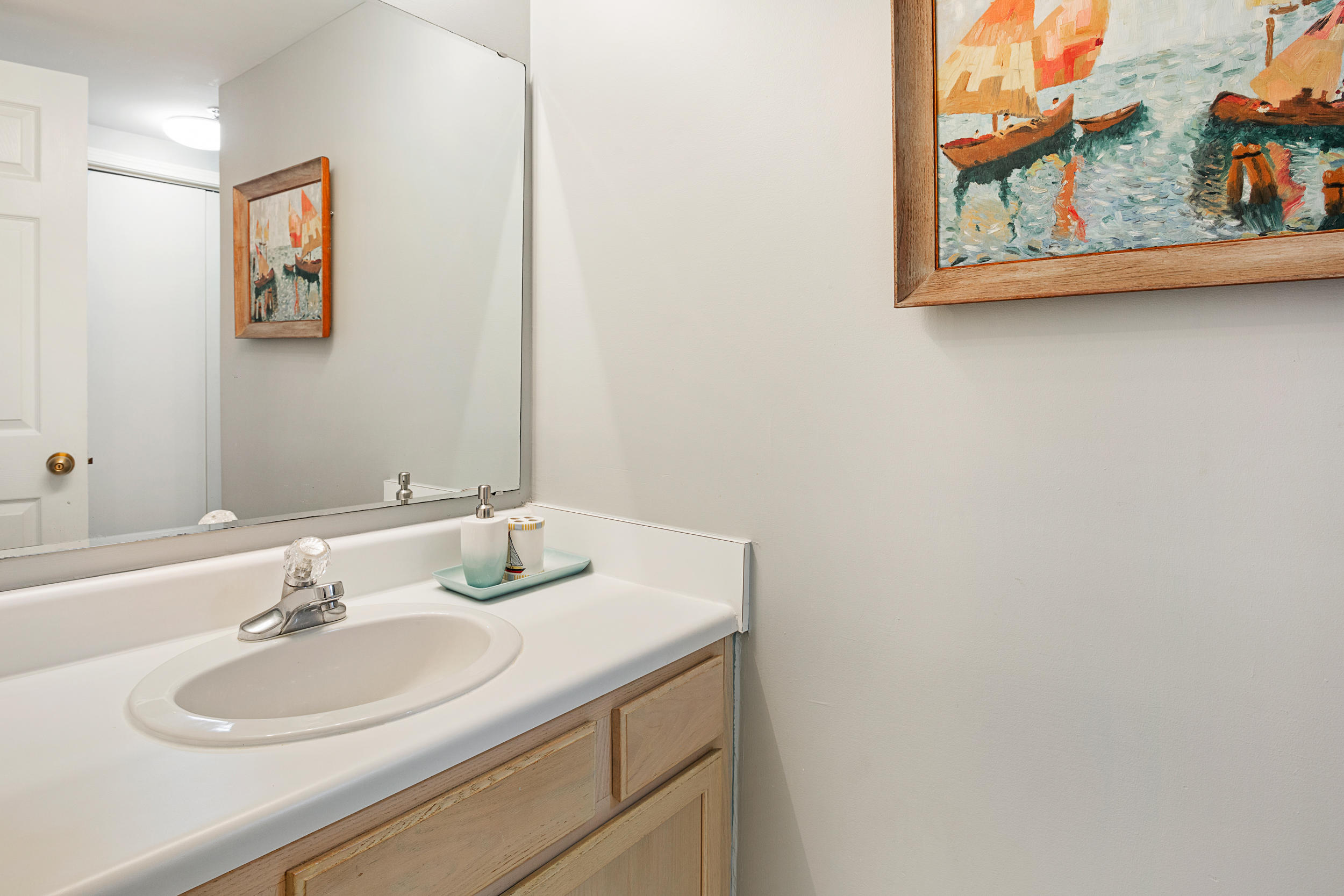 JADE EAST TOWERS CONDO - Residential