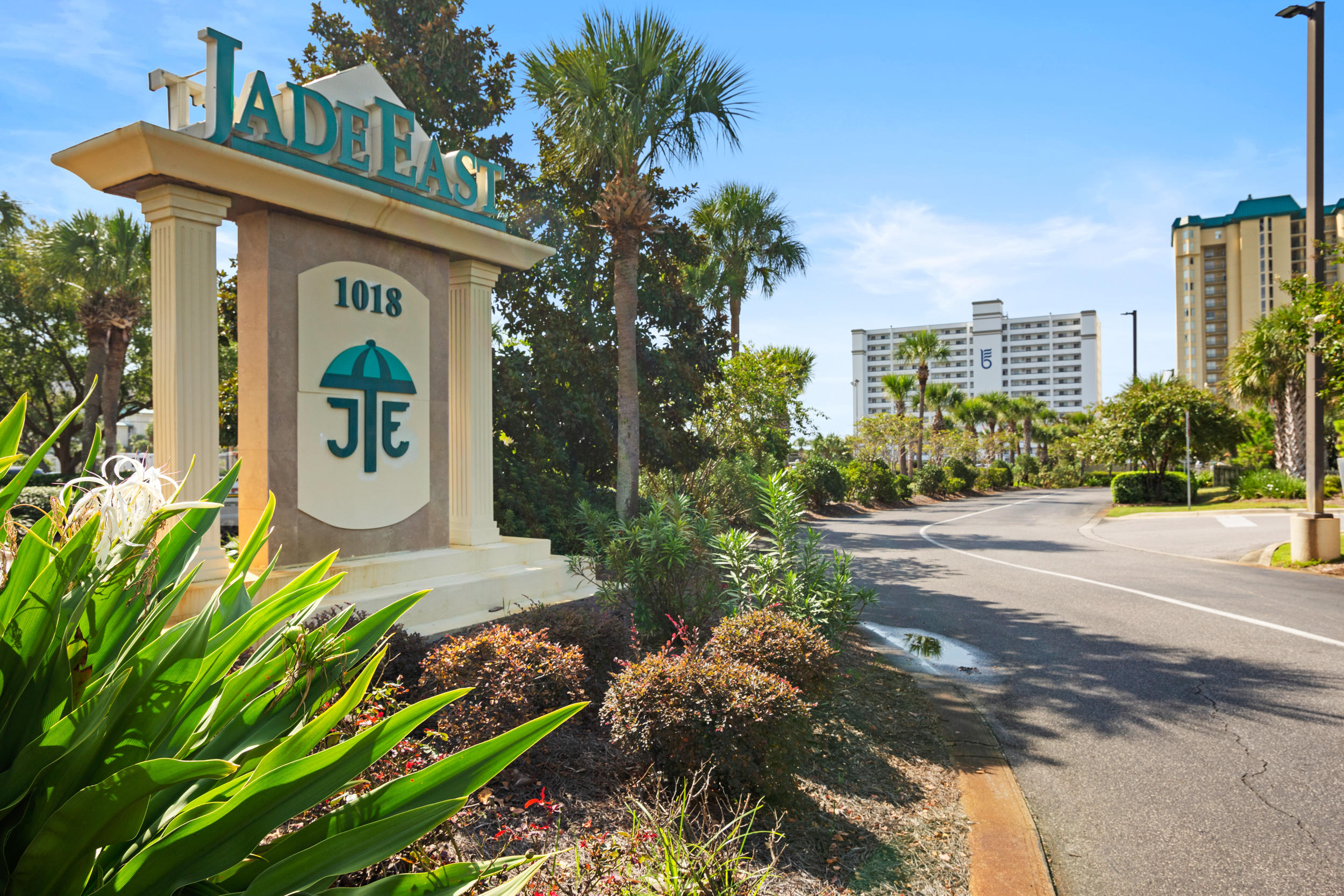 JADE EAST TOWERS CONDO - Residential