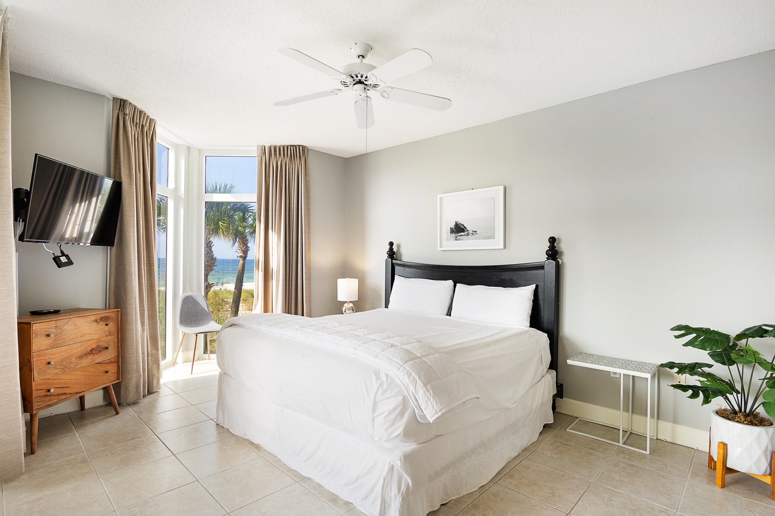 JADE EAST TOWERS CONDO - Residential