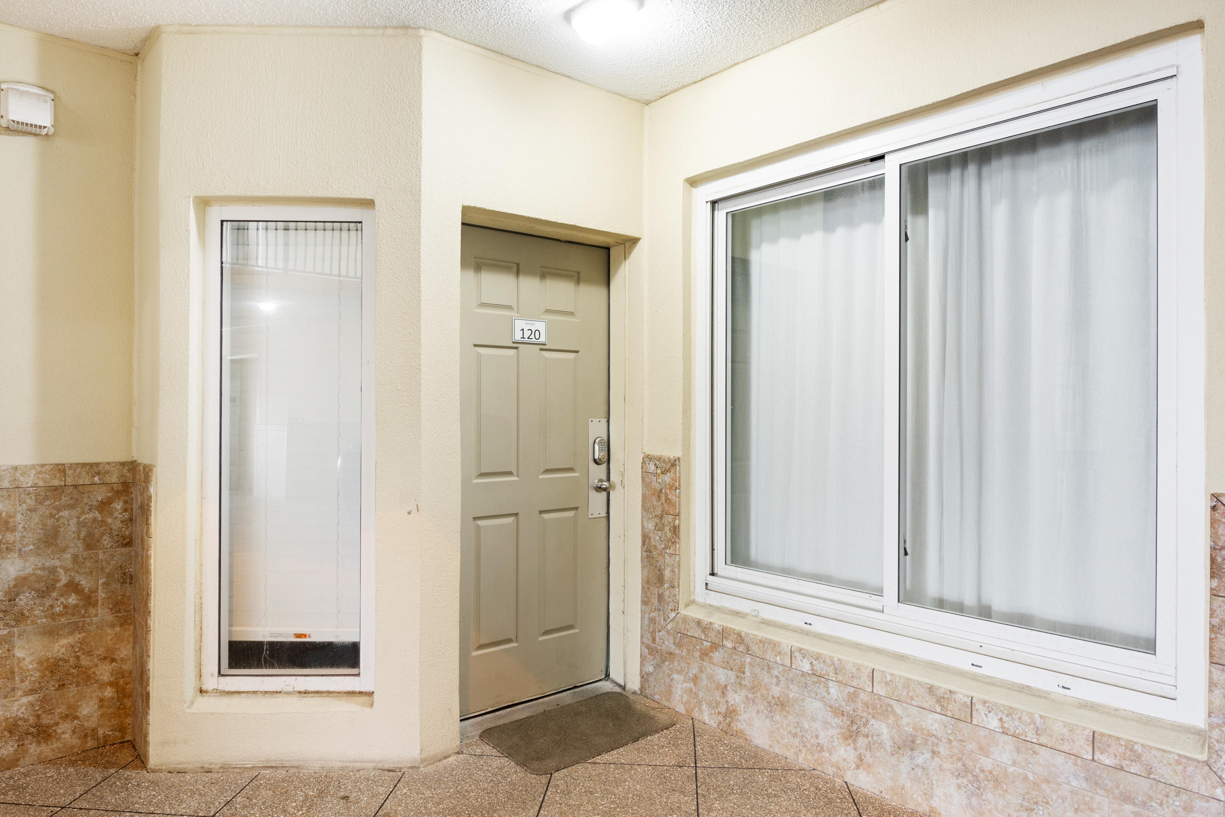 JADE EAST TOWERS CONDO - Residential