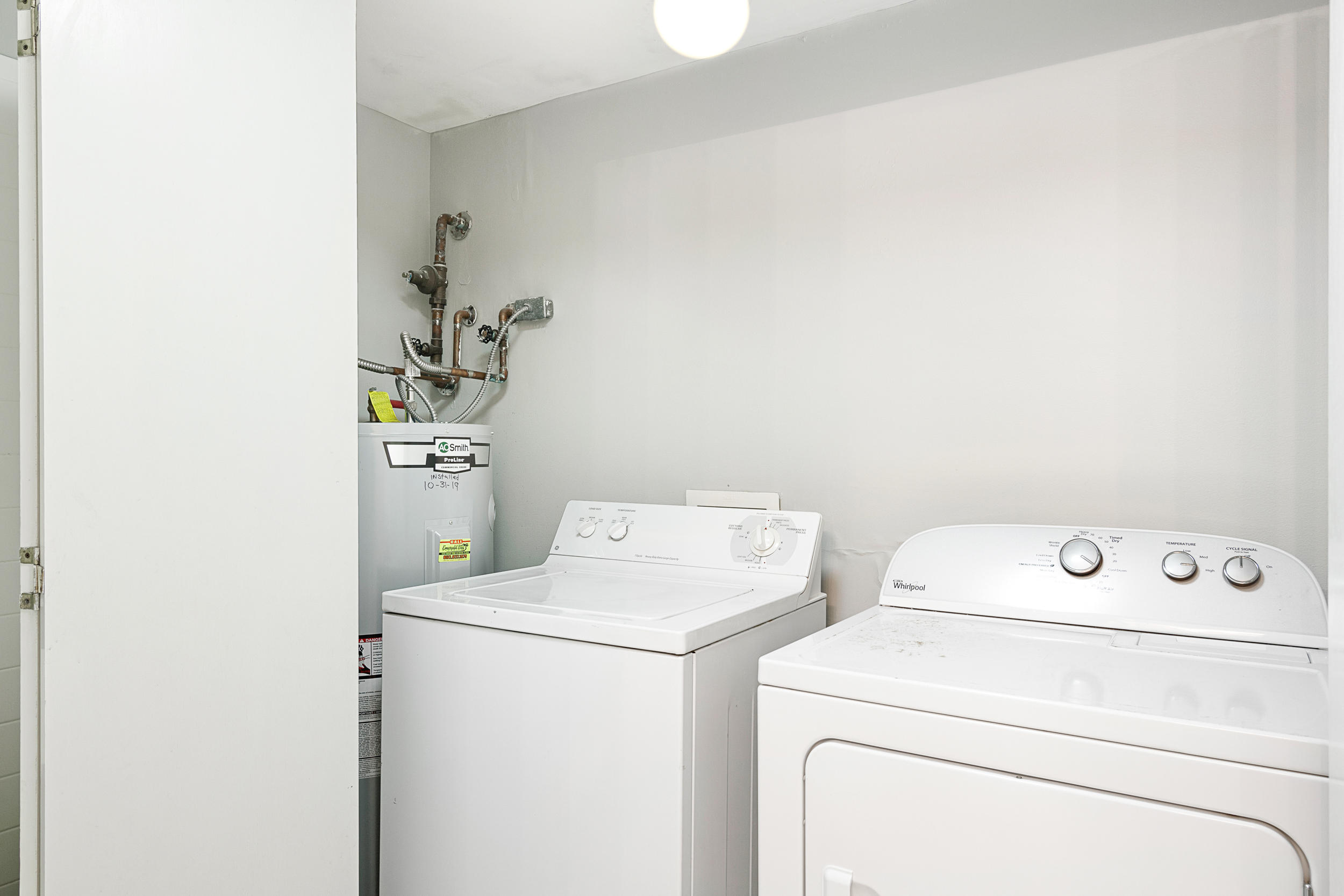 JADE EAST TOWERS CONDO - Residential