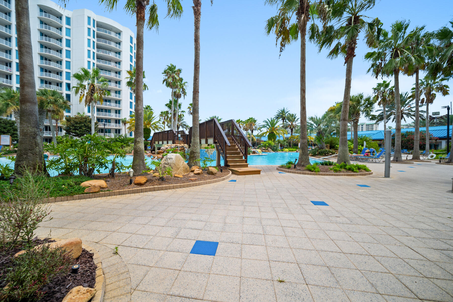 THE PALMS OF DESTIN - Residential