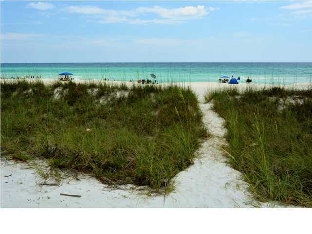 NO RECORDED SUBDIVISION - Land