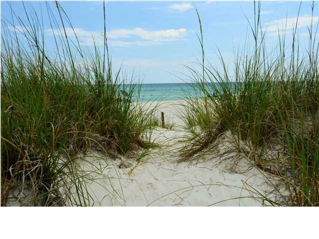 NO RECORDED SUBDIVISION - Land