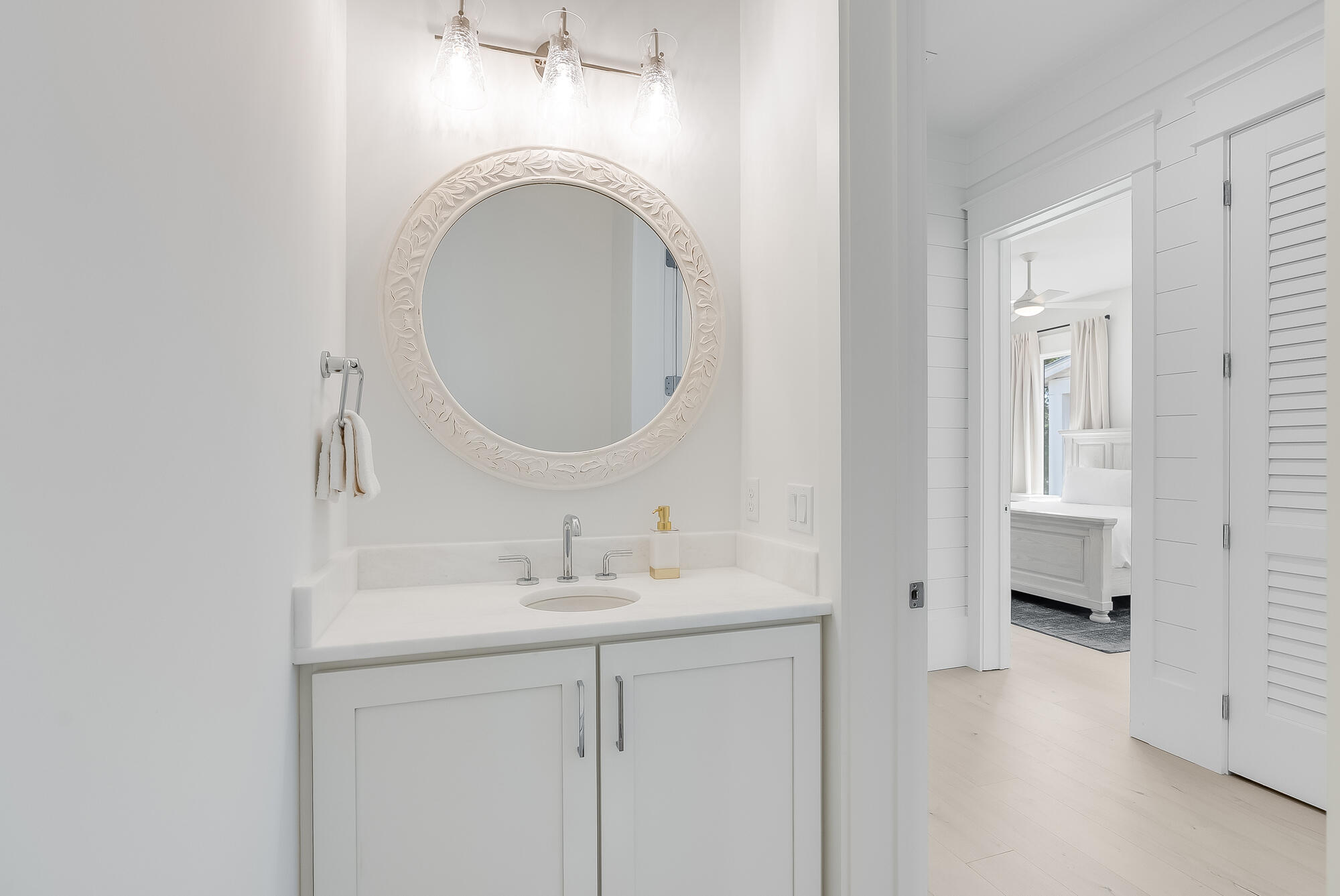 EASTERN LAKE S/D - Residential