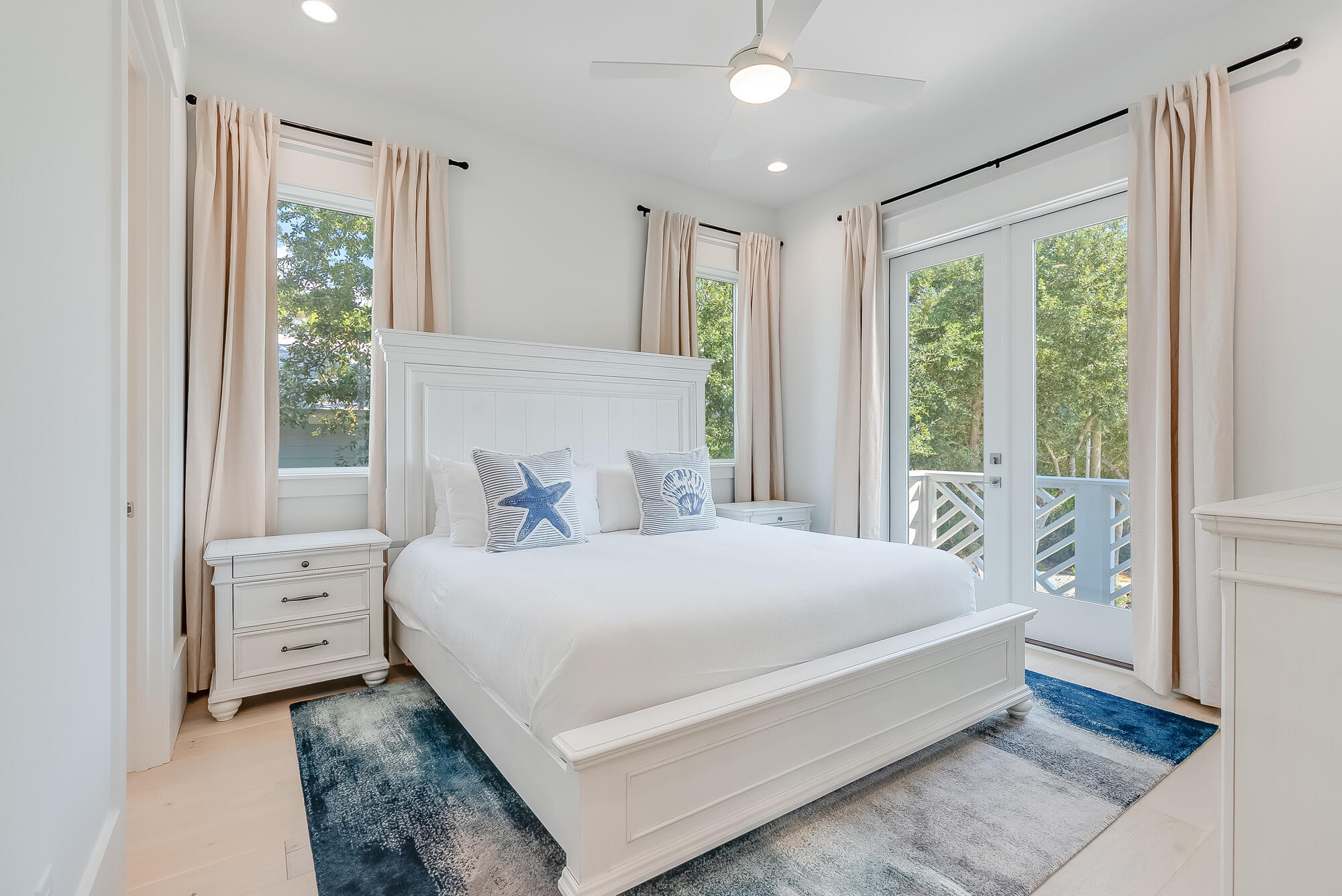 EASTERN LAKE S/D - Residential