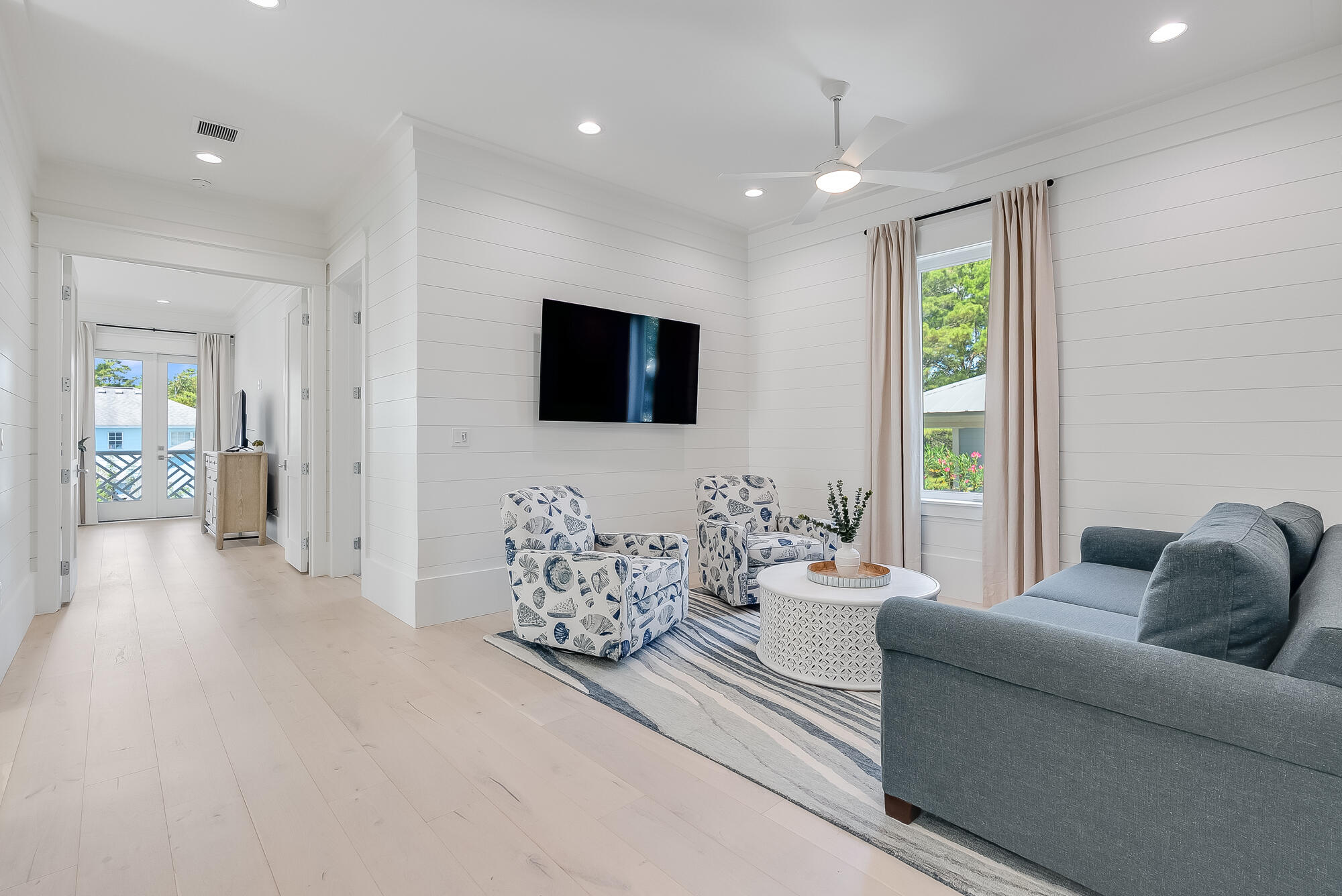 EASTERN LAKE S/D - Residential