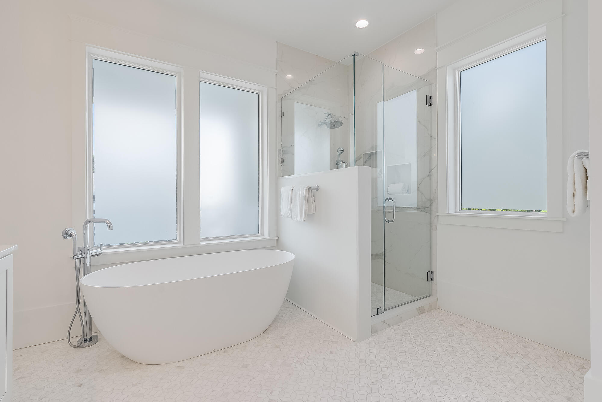 EASTERN LAKE S/D - Residential