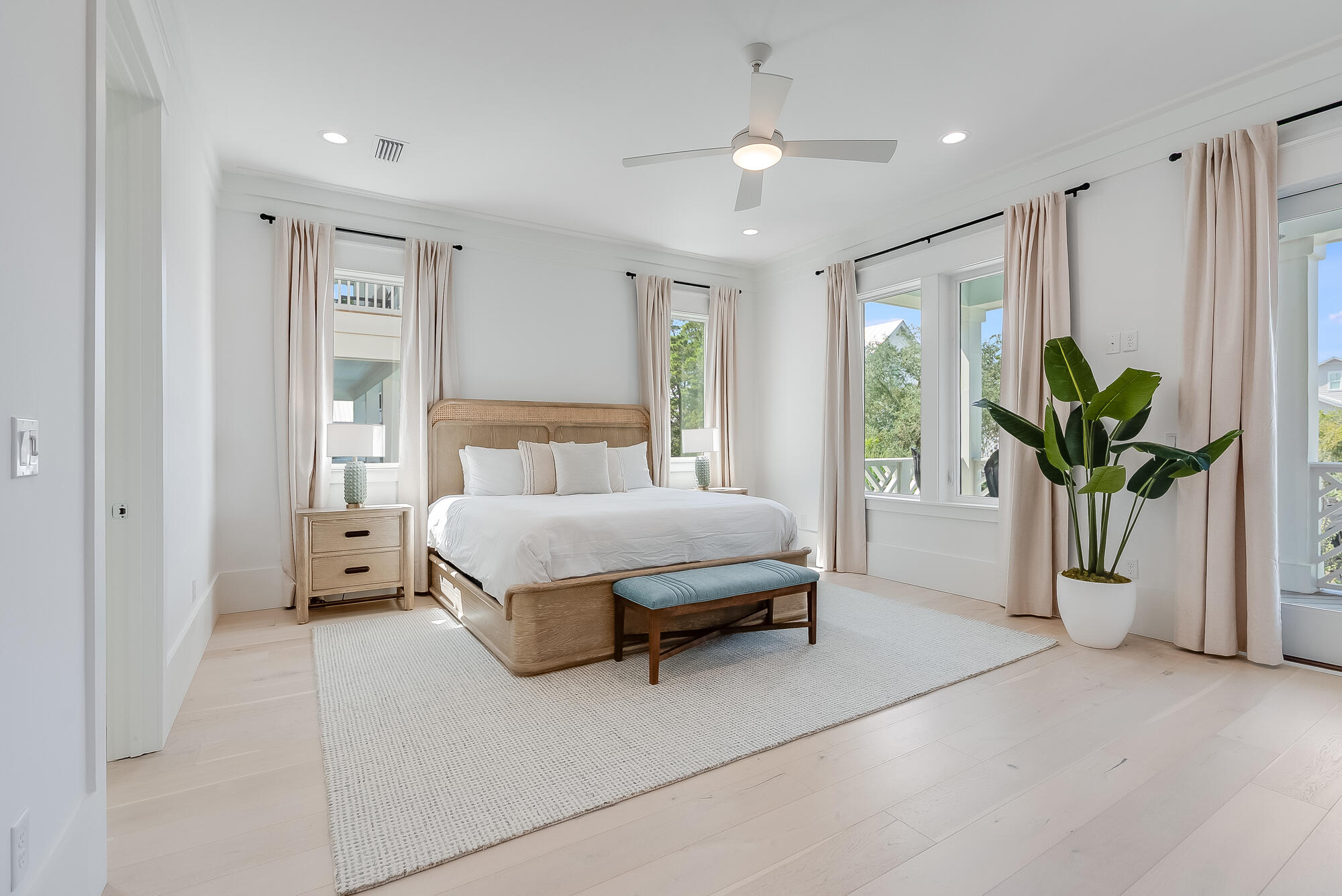 EASTERN LAKE S/D - Residential