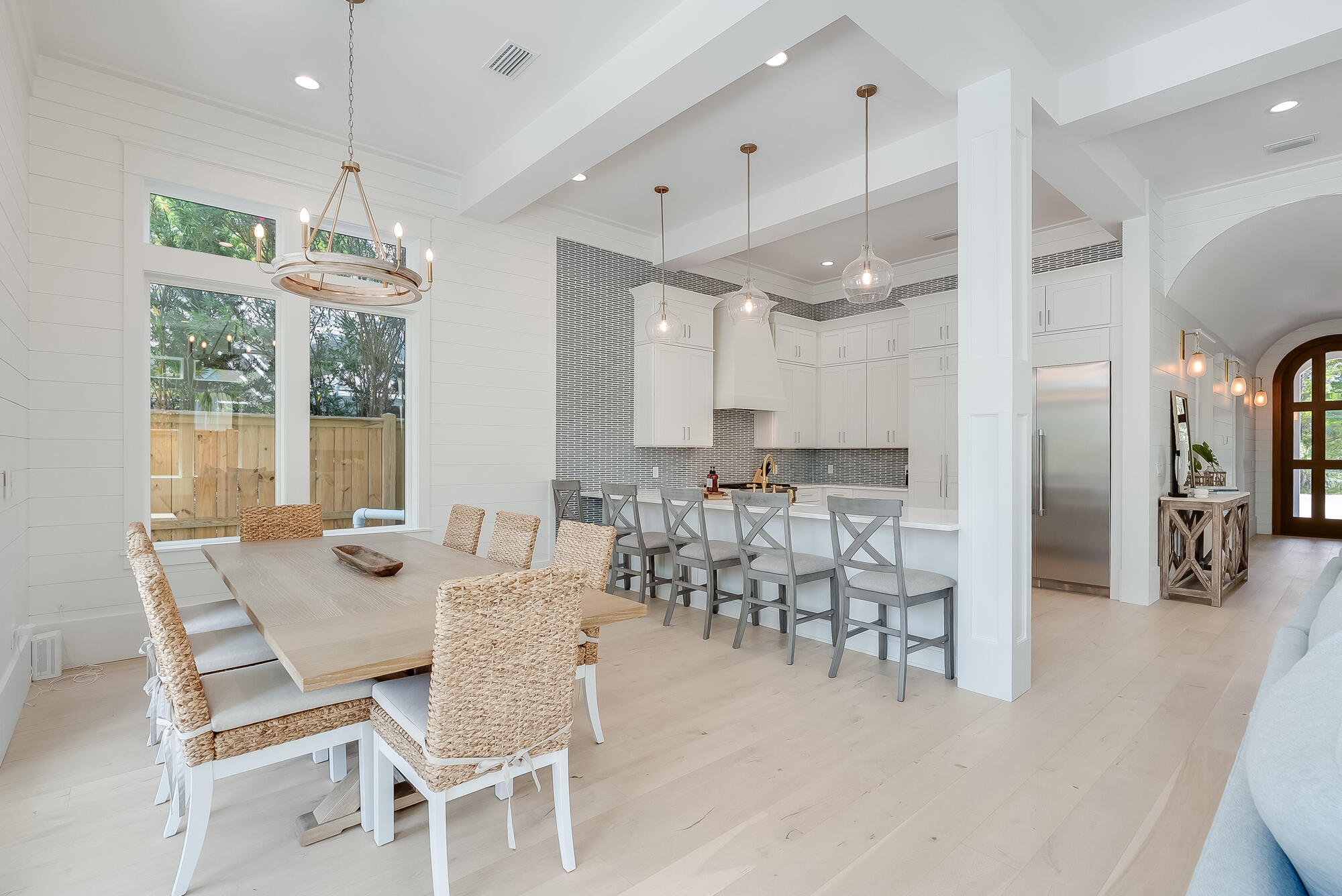 EASTERN LAKE S/D - Residential