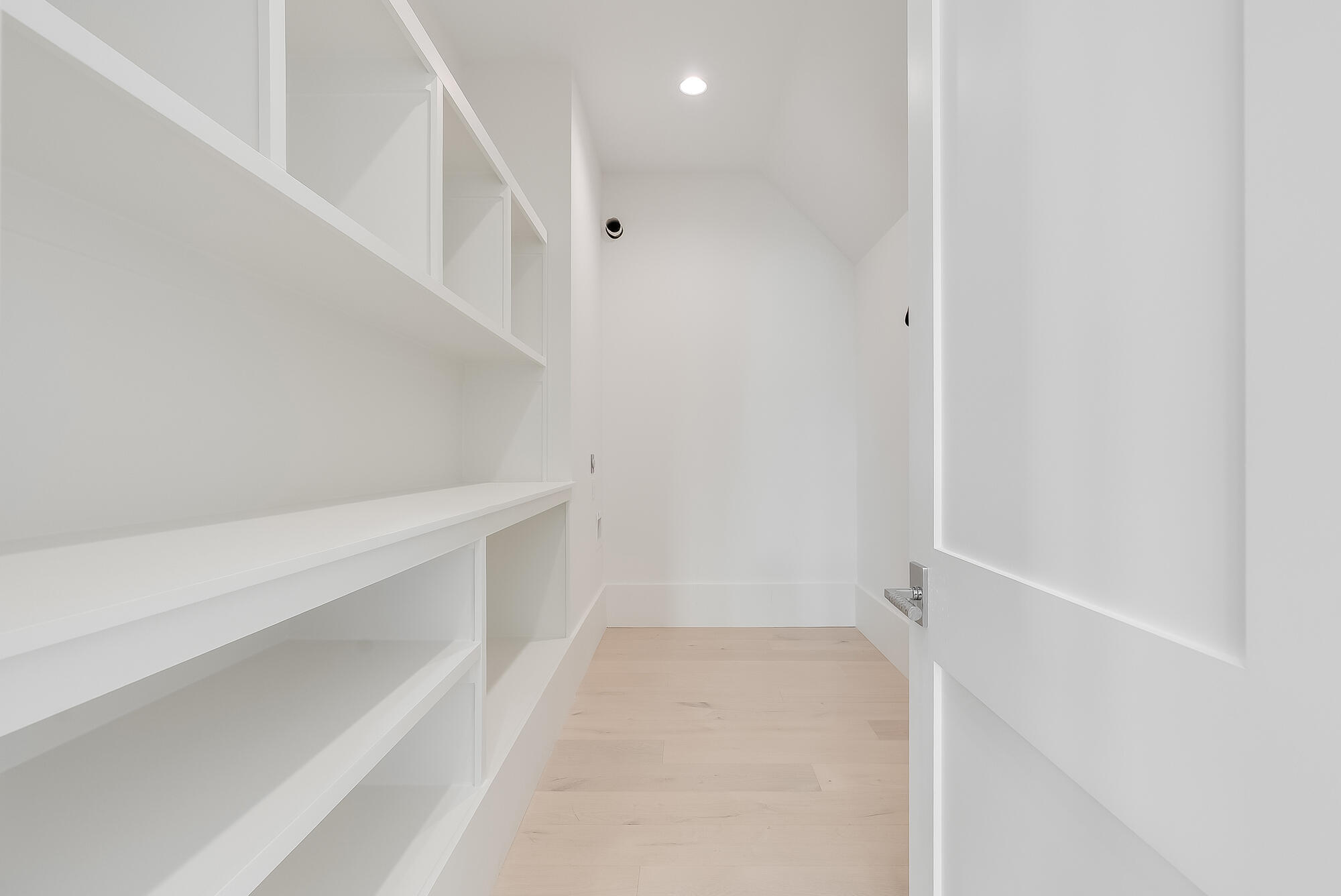 EASTERN LAKE S/D - Residential