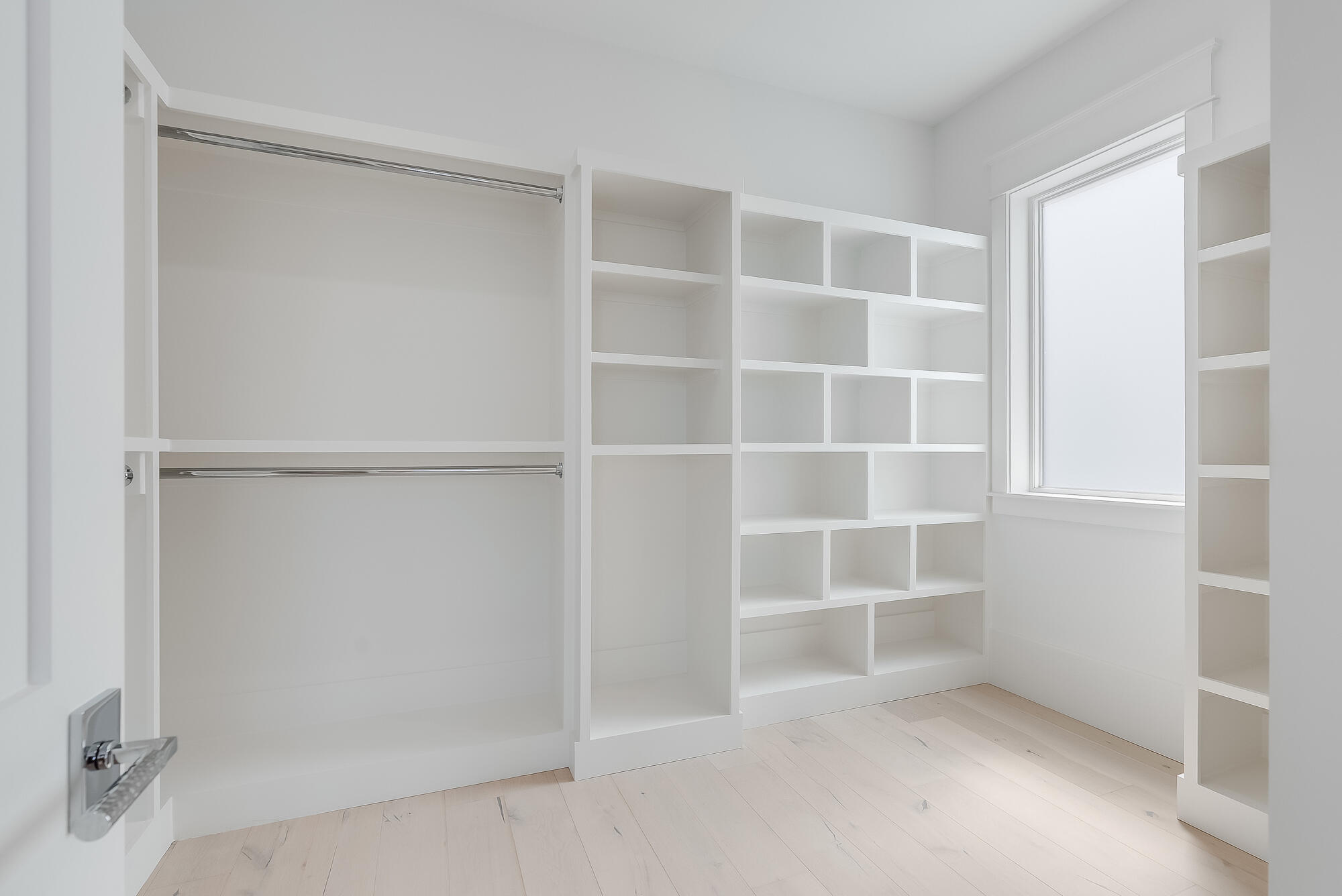 EASTERN LAKE S/D - Residential