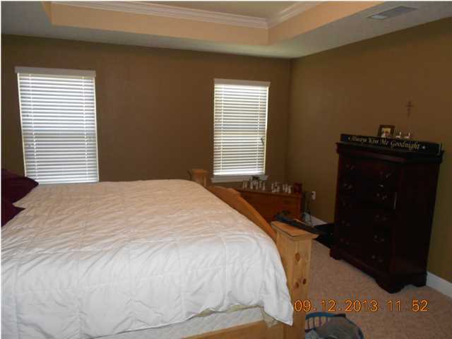 DUGGAN POND ESTATES - Residential Lease