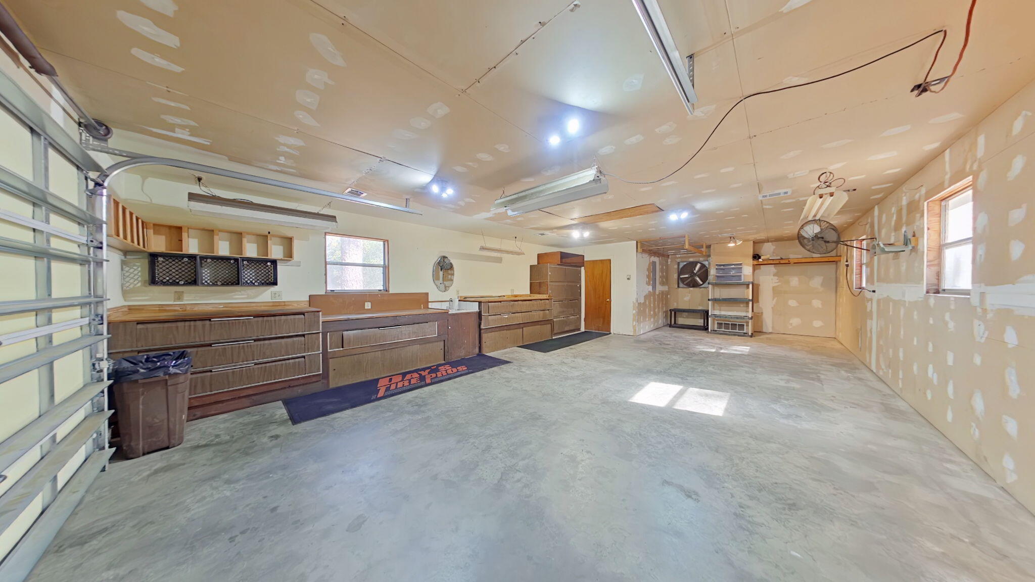 M&B - Hilltop Acres - Residential