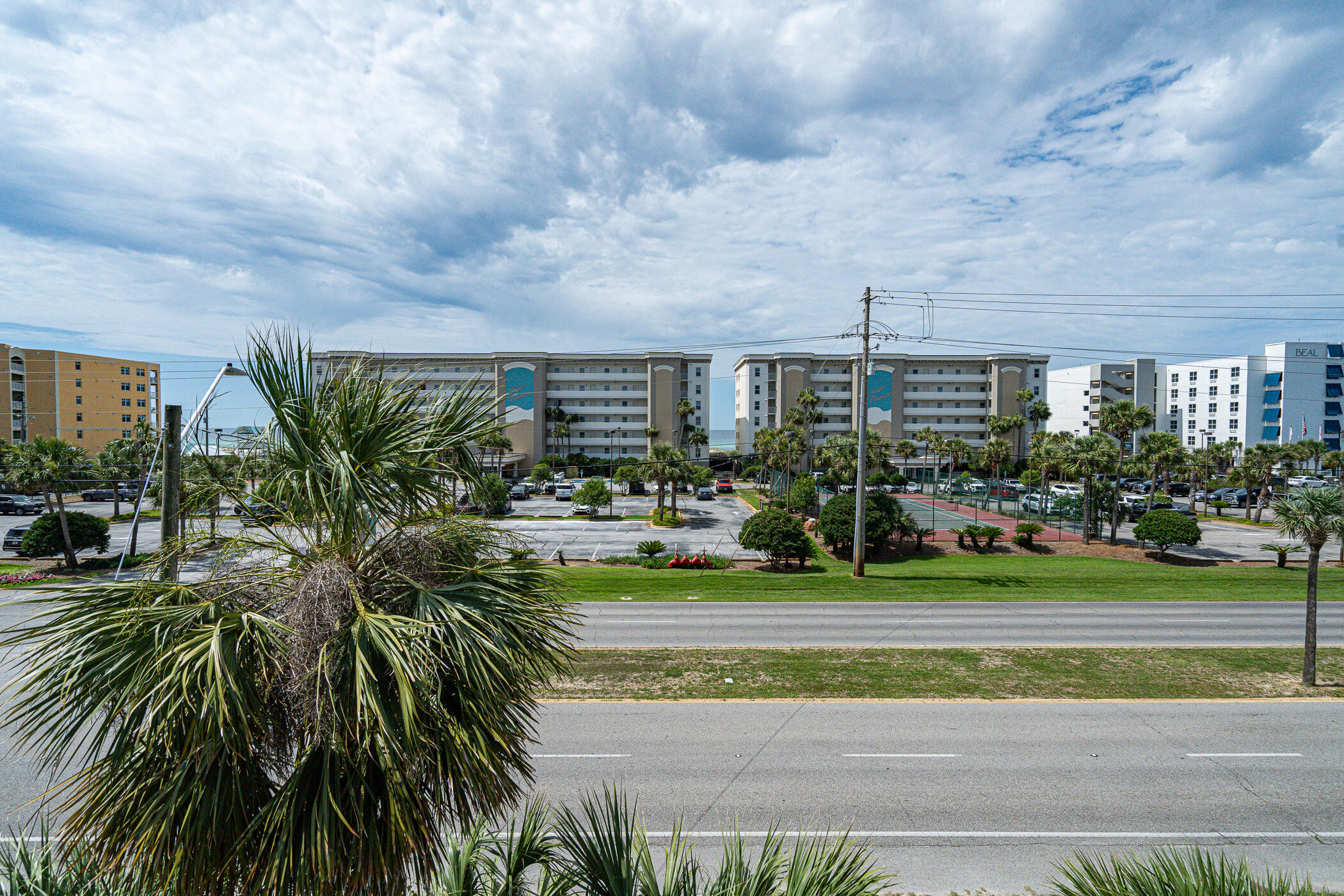 ISLAND GARDENS CONDO - Residential