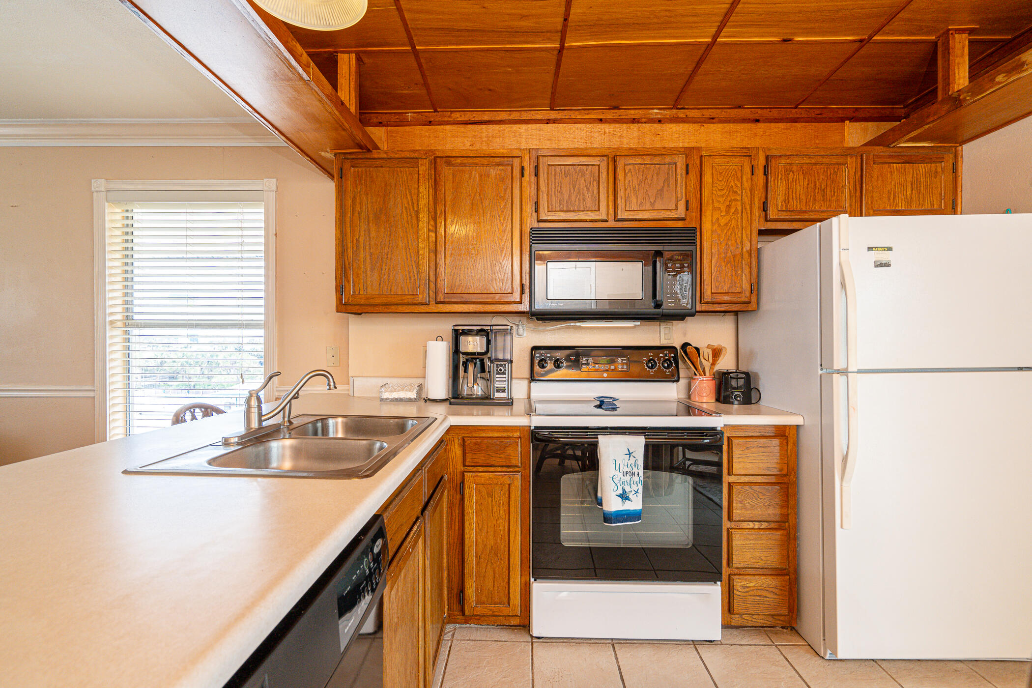 ISLAND GARDENS CONDO - Residential