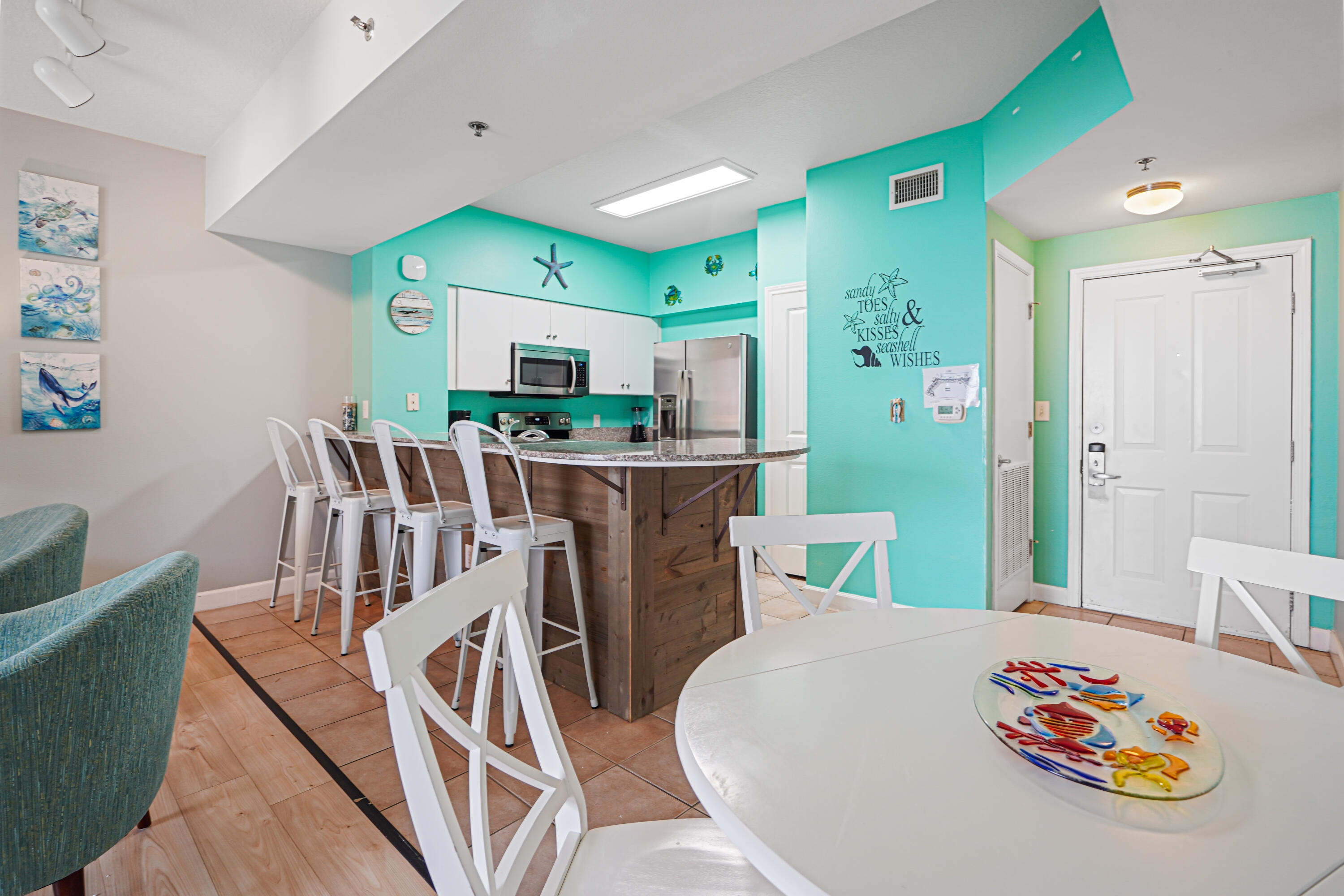 SHORES OF PANAMA - Residential