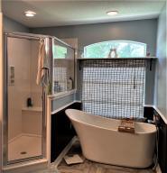 QUAYSIDE VILLAGE PH III - Residential Lease