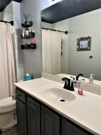 QUAYSIDE VILLAGE PH III - Residential Lease