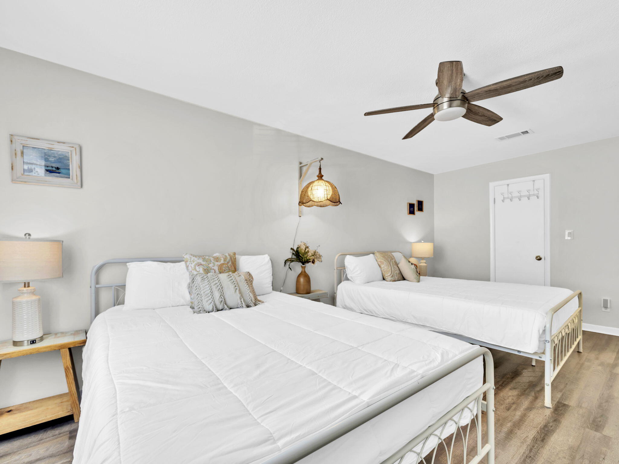 WOODHAM MANOR 4TH ADDN - Residential