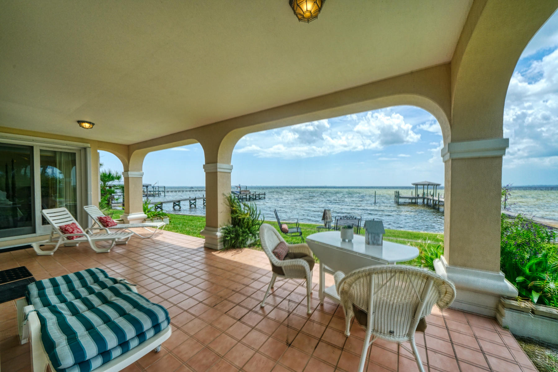 SUNSET BEACH PH 1 BLUEWATER BAY - Residential