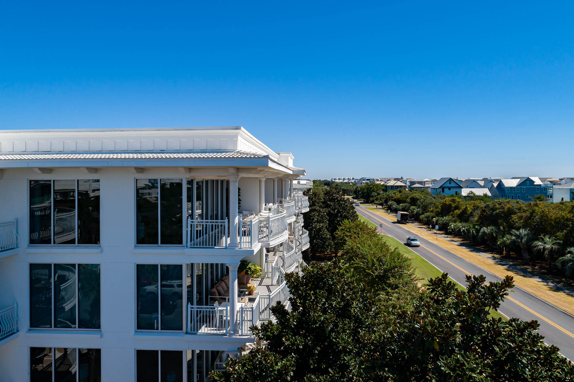 ALEXANDER AT PALM COURT - Residential