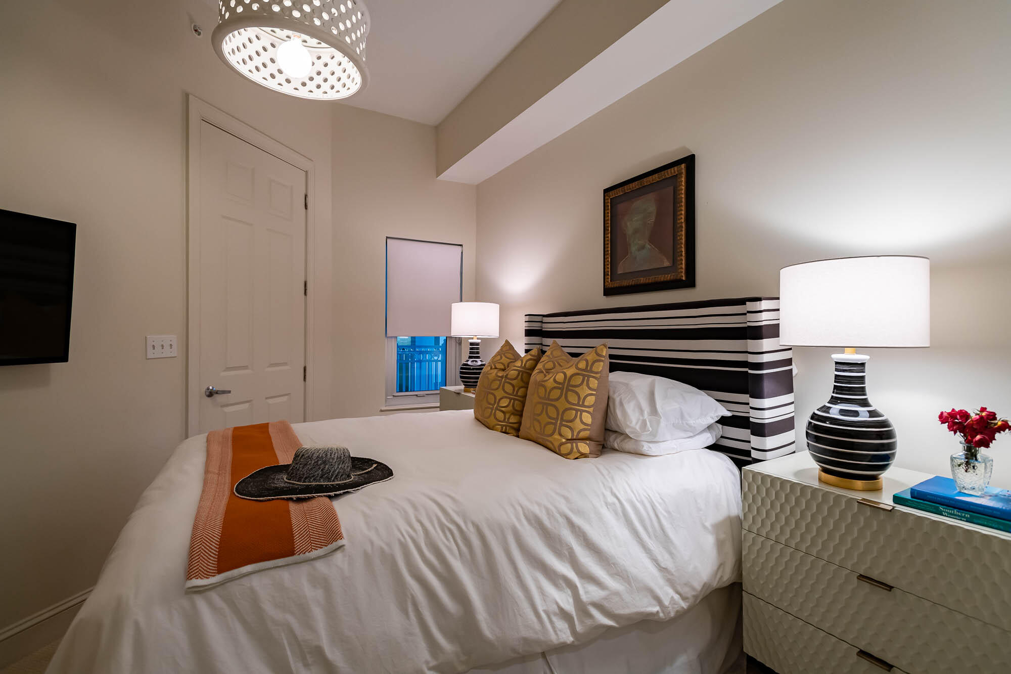 ALEXANDER AT PALM COURT - Residential