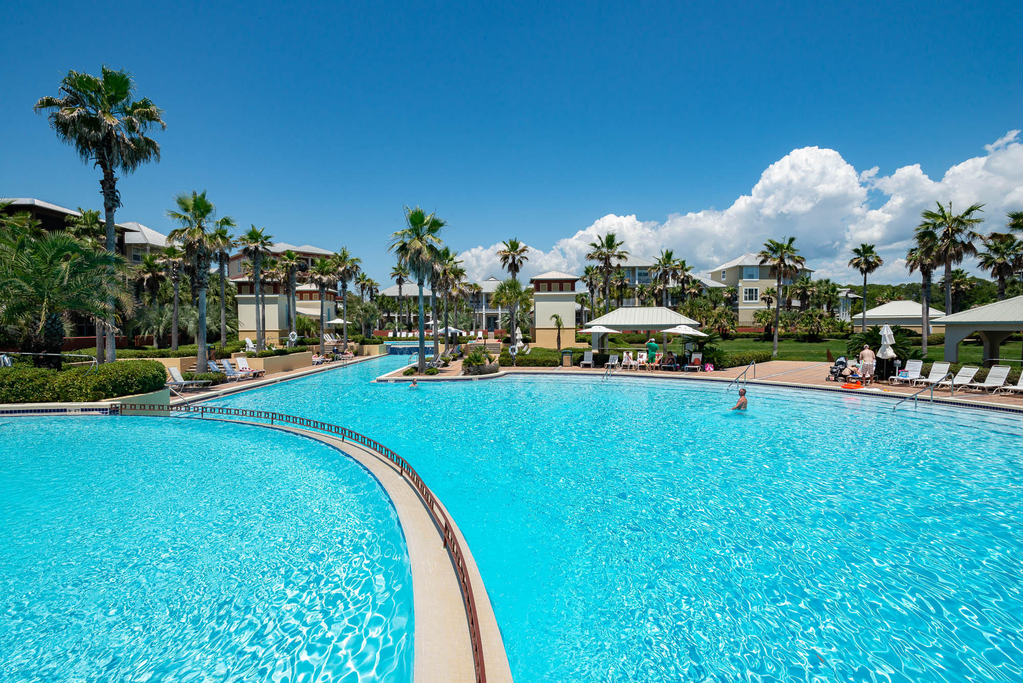 ALEXANDER AT PALM COURT - Residential