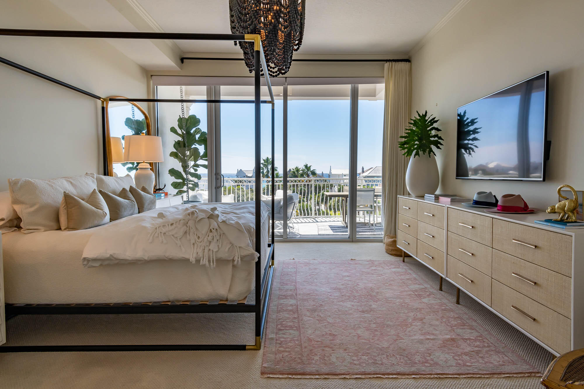 ALEXANDER AT PALM COURT - Residential