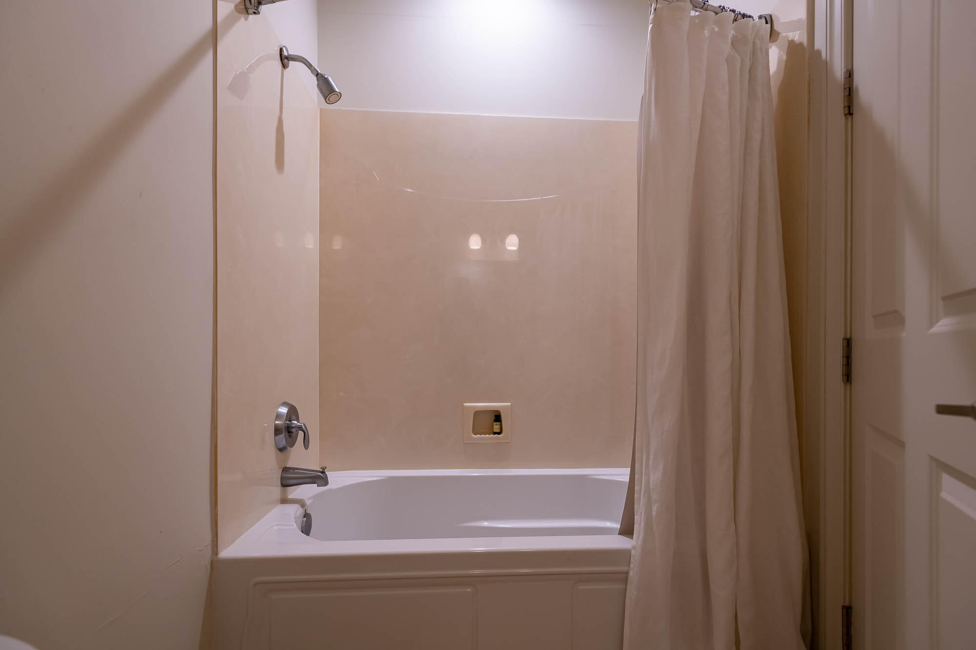 ALEXANDER AT PALM COURT - Residential