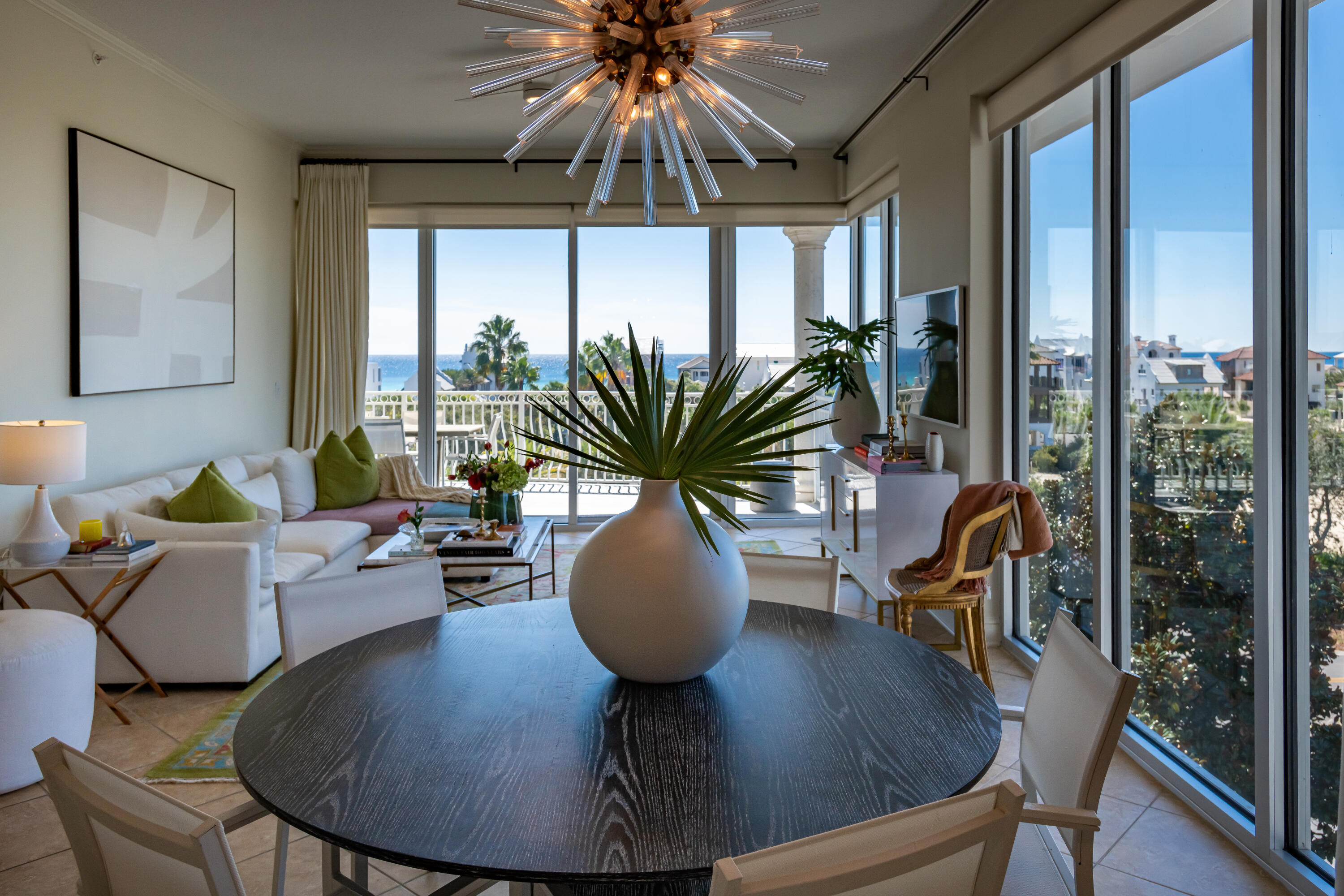 ALEXANDER AT PALM COURT - Residential