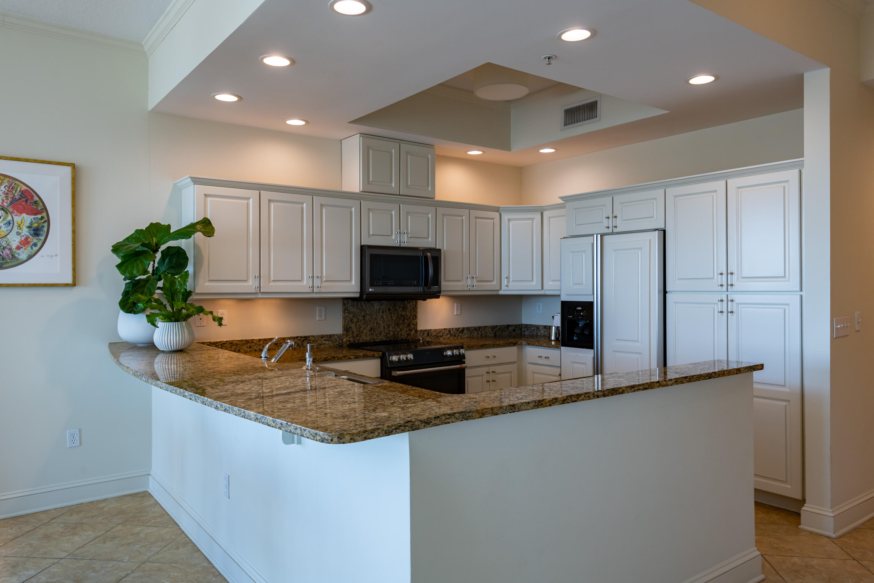 ALEXANDER AT PALM COURT - Residential
