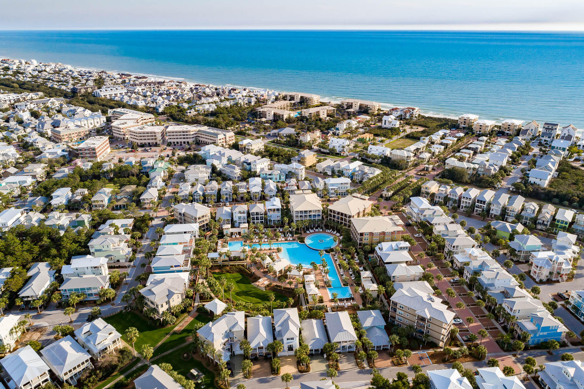 ALEXANDER AT PALM COURT - Residential