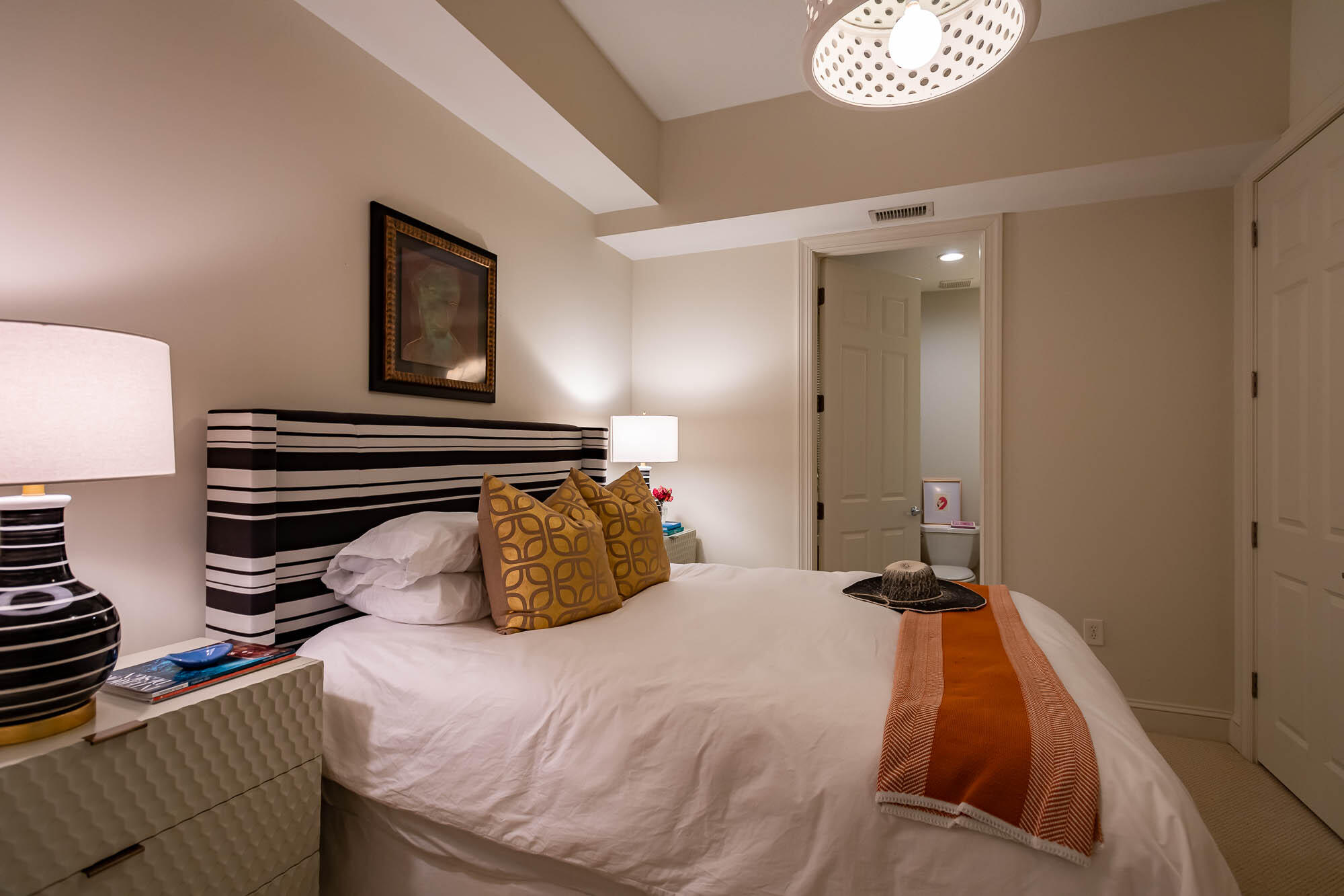ALEXANDER AT PALM COURT - Residential